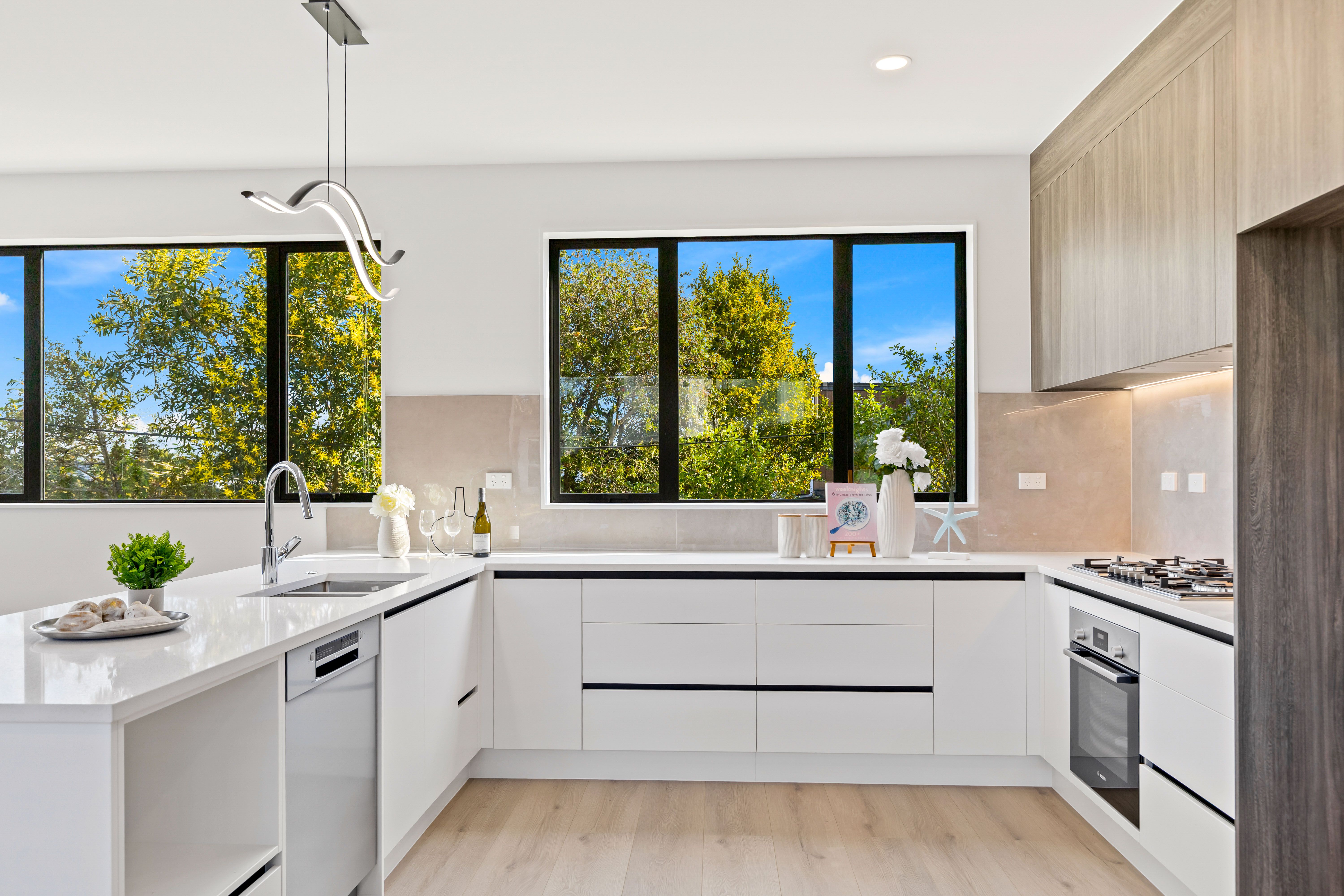 68 Sunnynook Road, Sunnynook, North Shore City