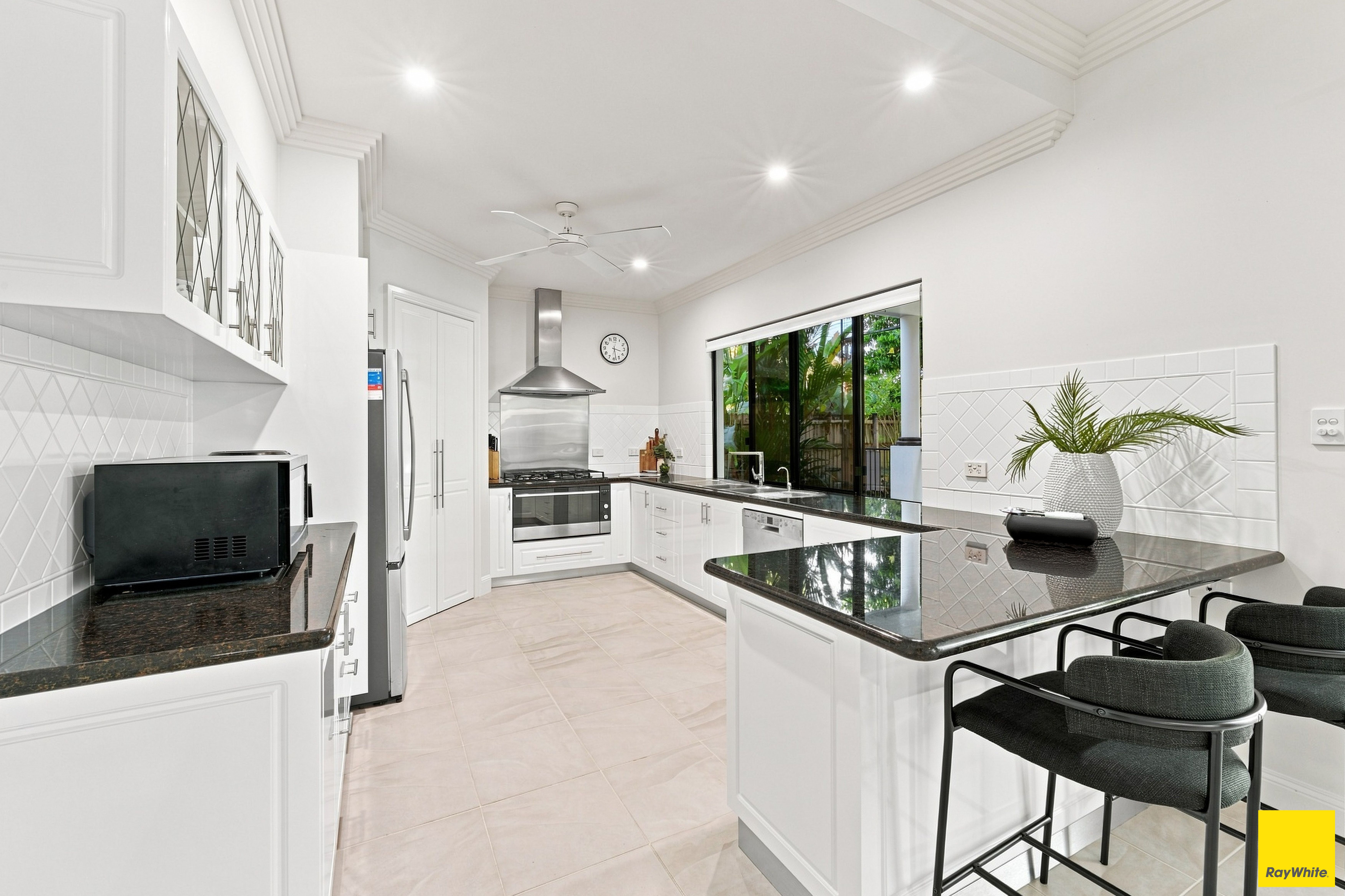 11 Lambus Street — photo 4 of 30