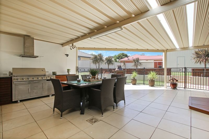 16 Almurta Court, Springdale Heights, NSW 2641