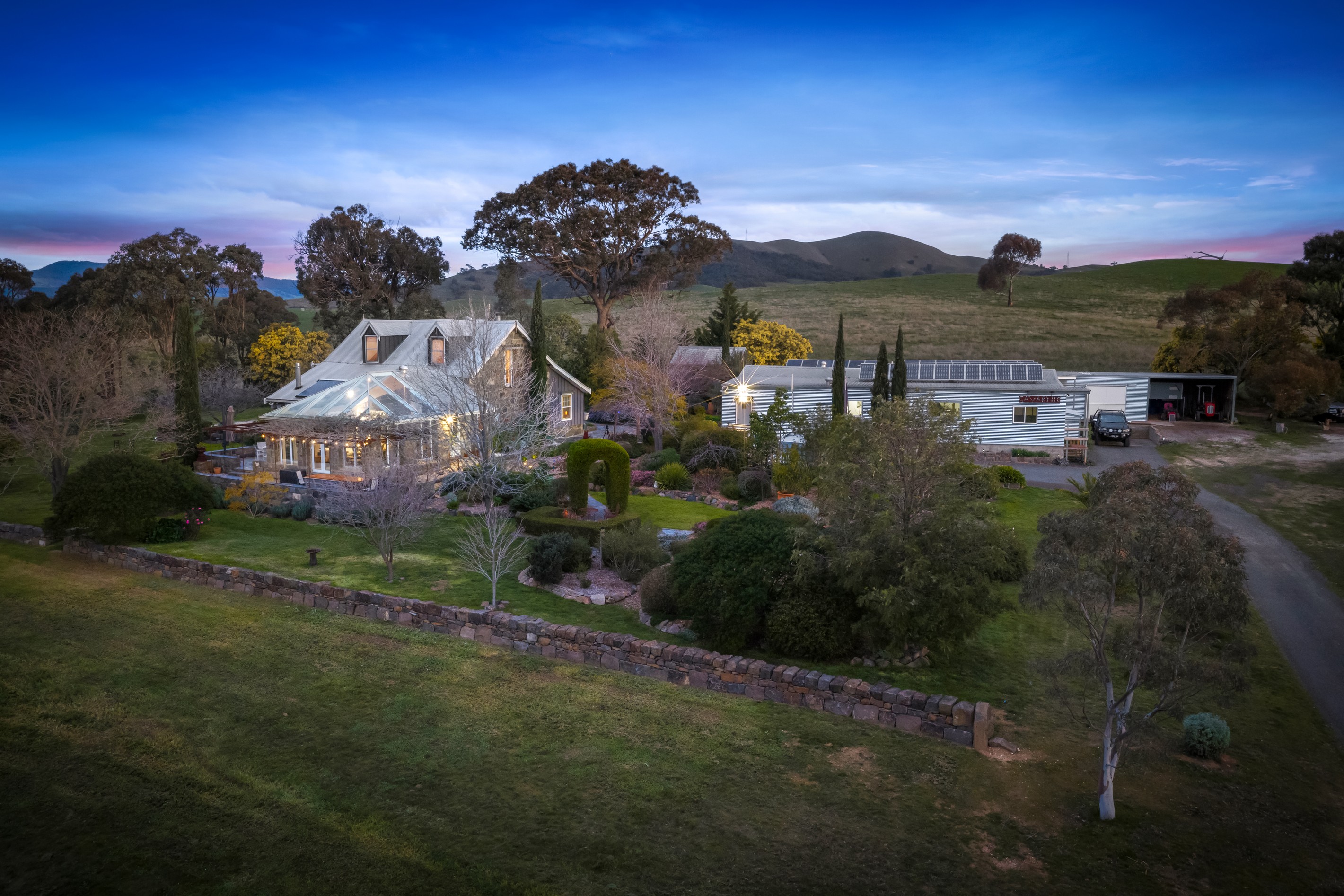 33 Clokes Lane, Amphitheatre, VIC 3468
