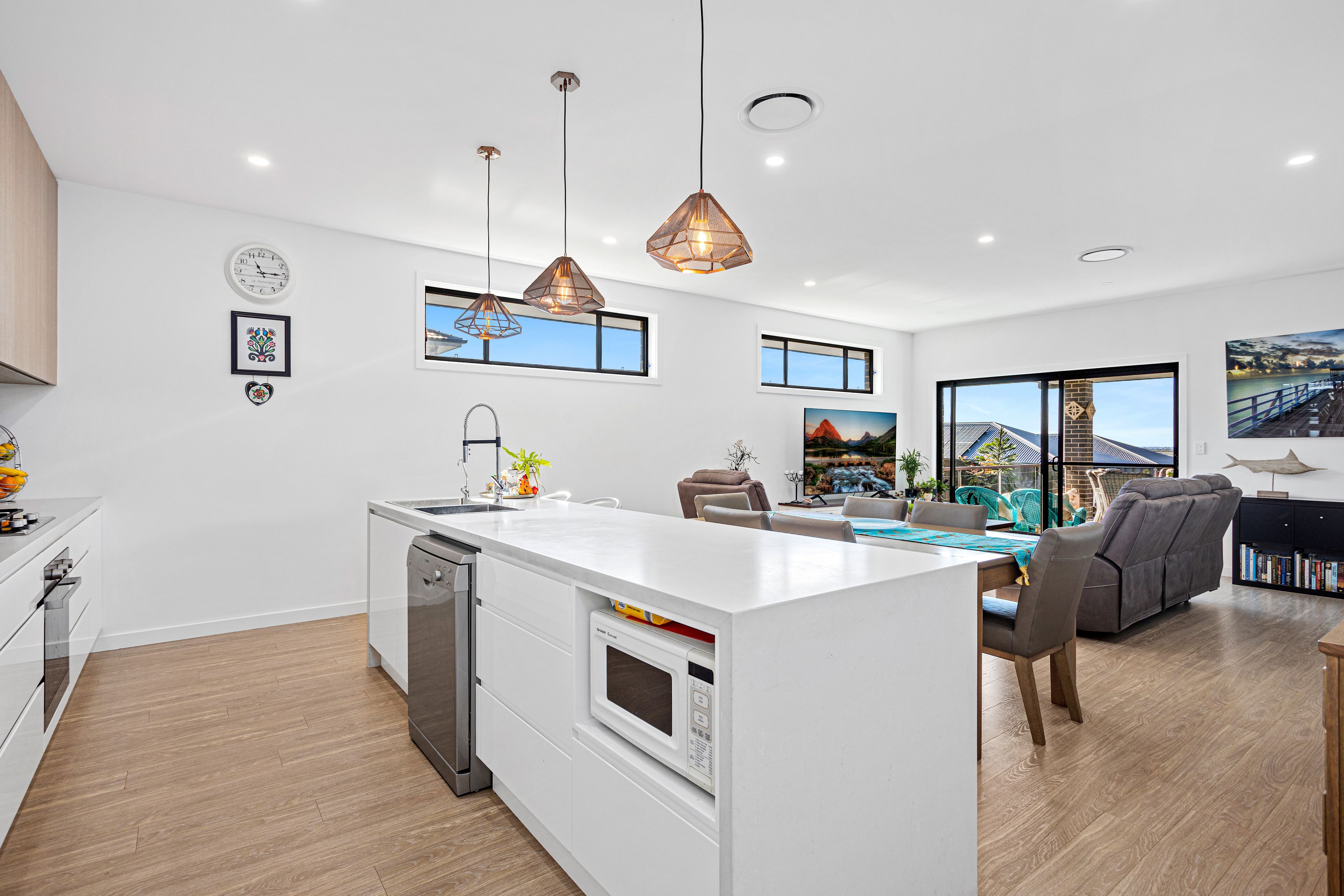 18 Coral Tree Crescent, Calderwood, NSW 2527