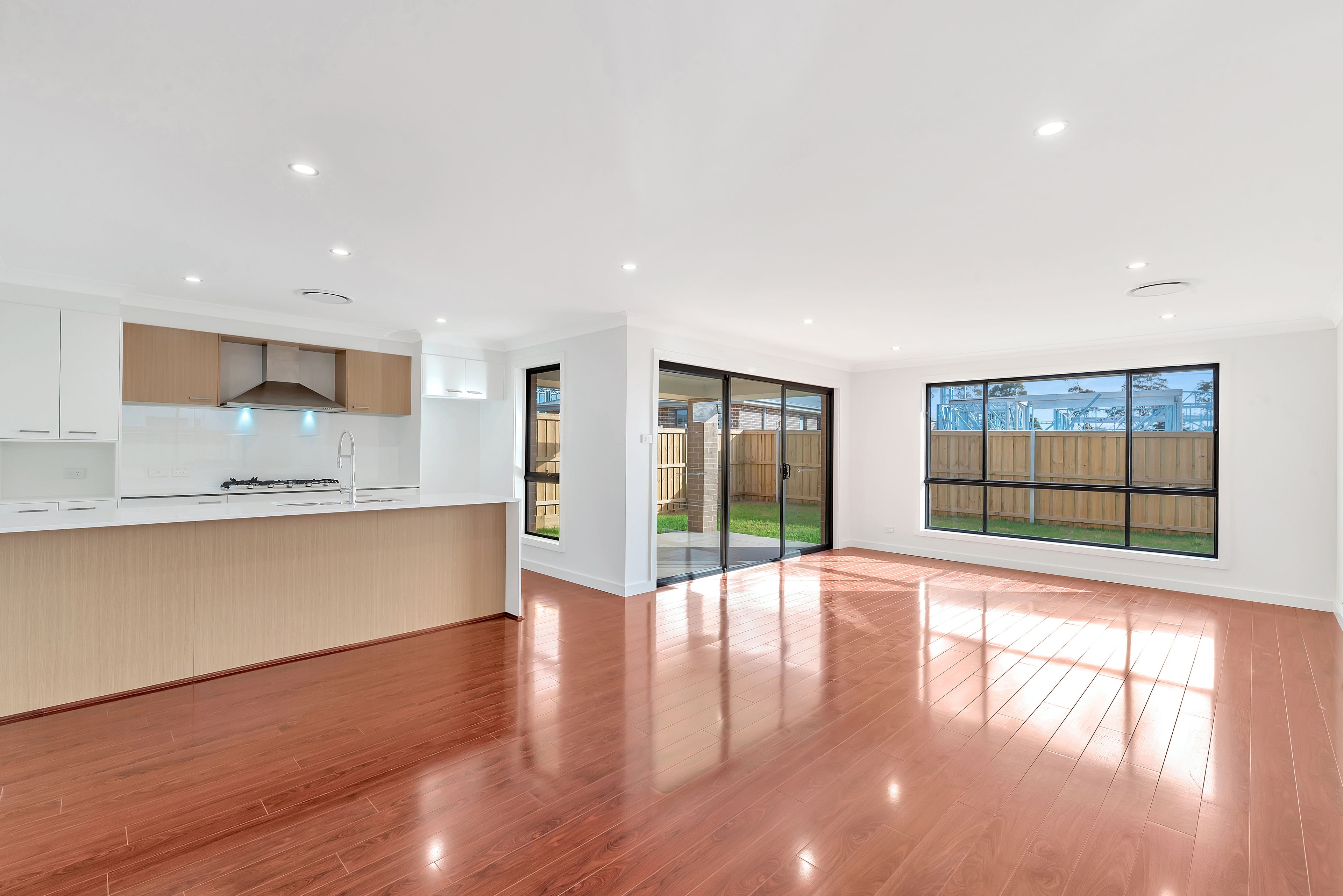 6 Kingsdale Avenue, CATHERINE FIELD, NSW 2557