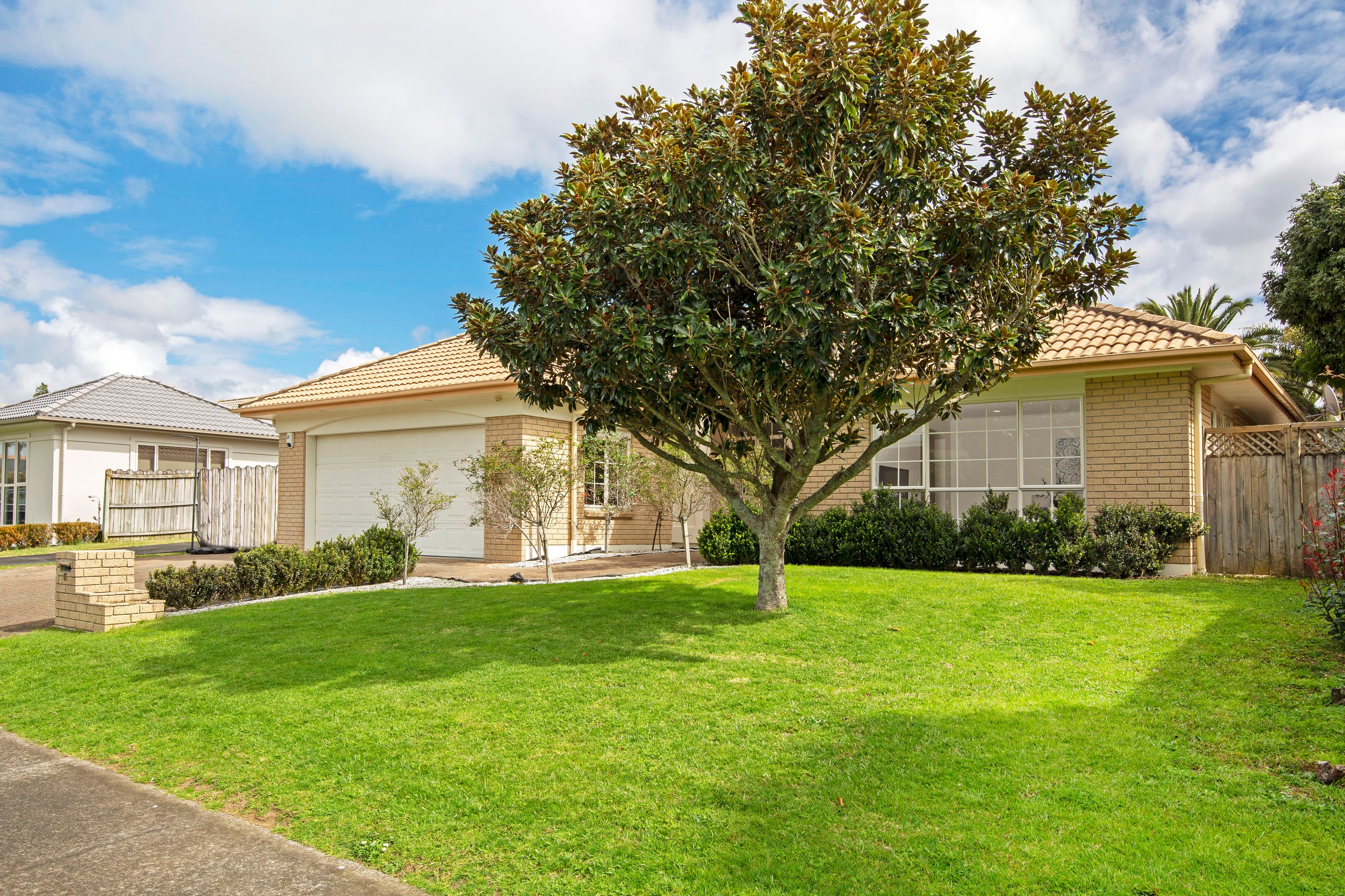 85 Golfland Drive, Golflands, Manukau City