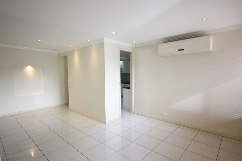 12 Manam Place, Glenfield, NSW 2167
