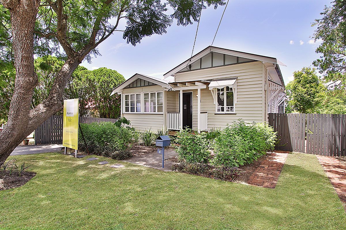 4 Cramb Street, Eastern Heights QLD 4305
