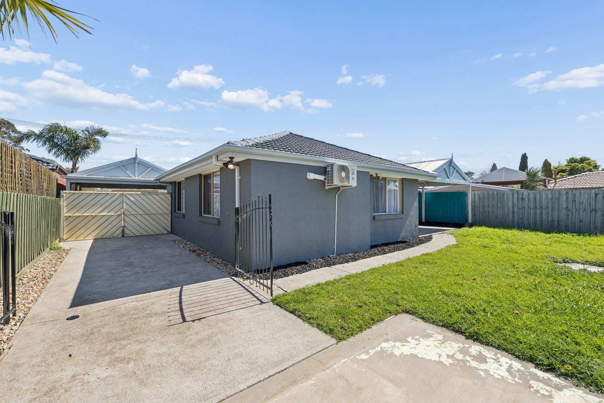 1 Croxley Close — photo 17 of 22