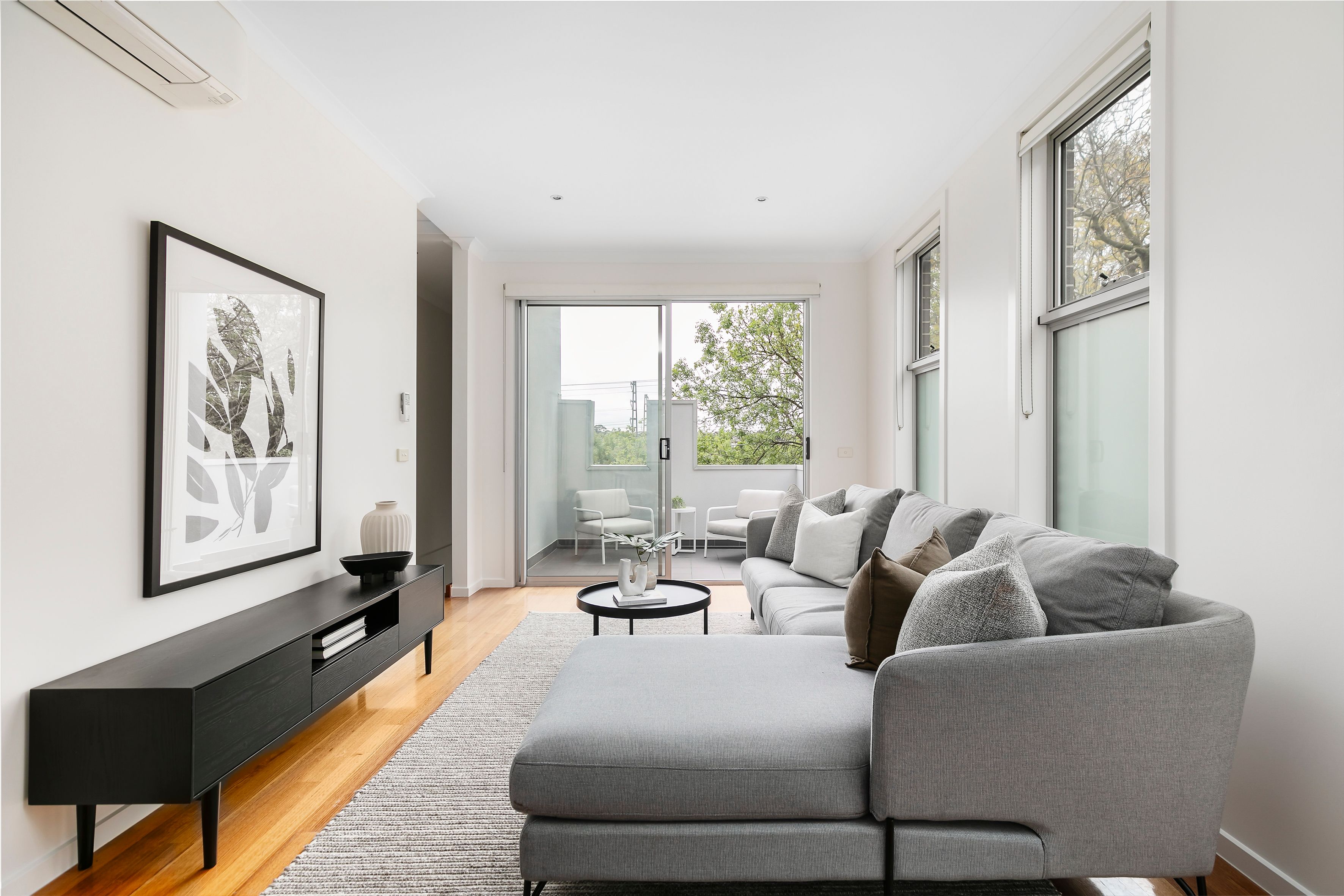 52 Railway Parade , Pascoe Vale VIC 3044
