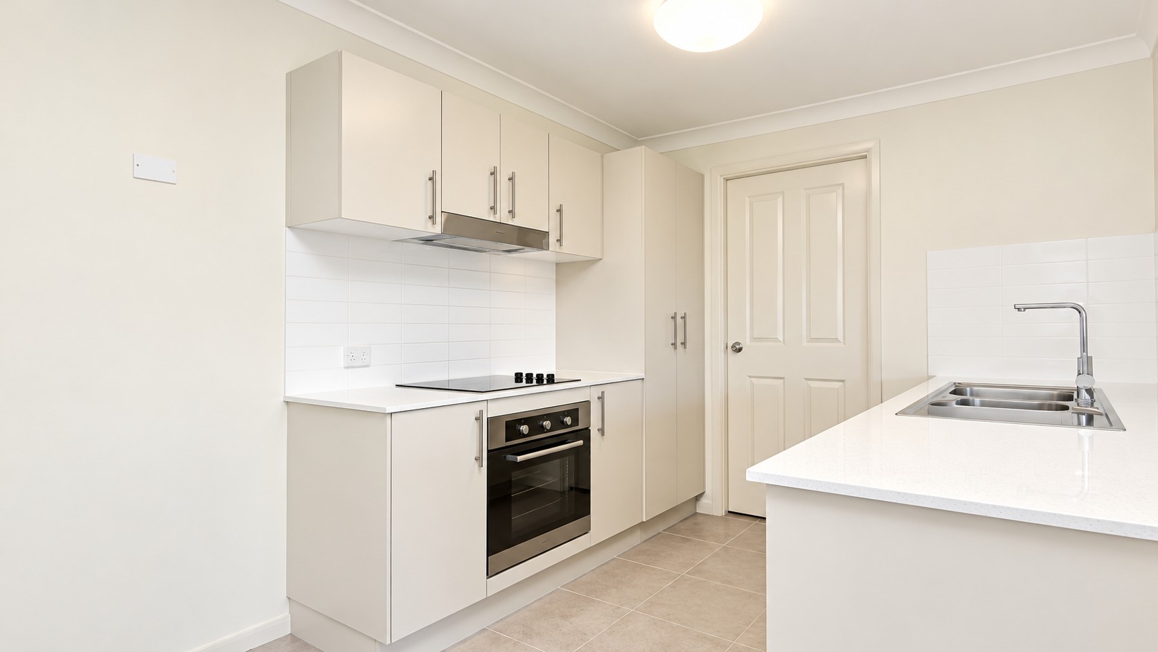 1/107 Reif Street, Flinders View, QLD 4305