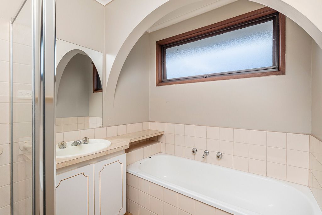 69 Ferndale Drive — photo 4 of 6