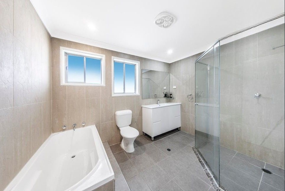 6 Hyacinth Street — photo 7 of 10