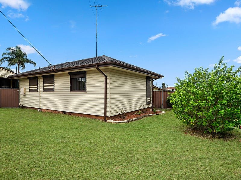 21-21A Captain Cook Drive, Willmot, NSW 2770
