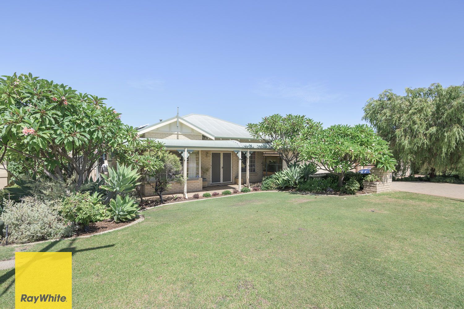 8 Fairpark Retreat, Landsdale, WA 6065