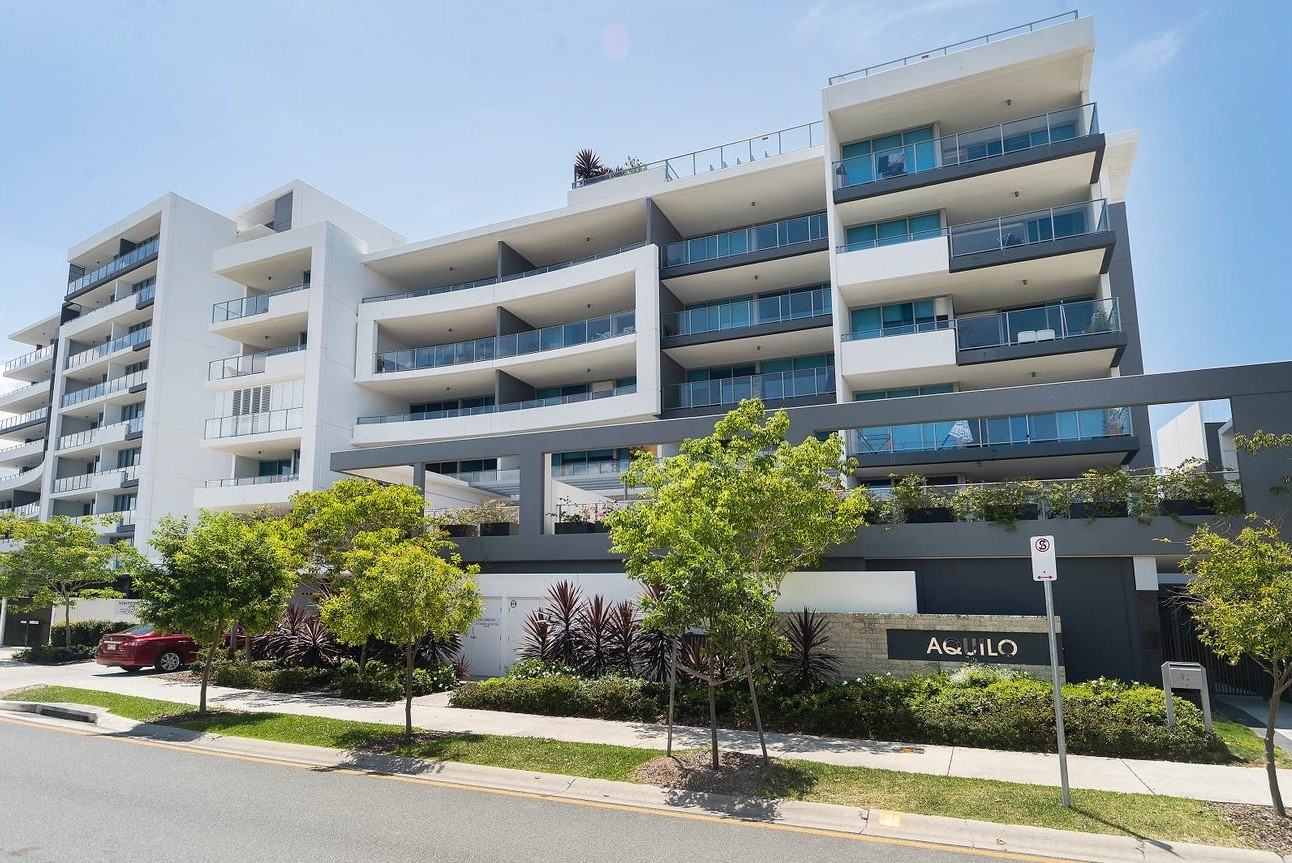 402/11 Compass Drive, Biggera Waters, QLD 4216