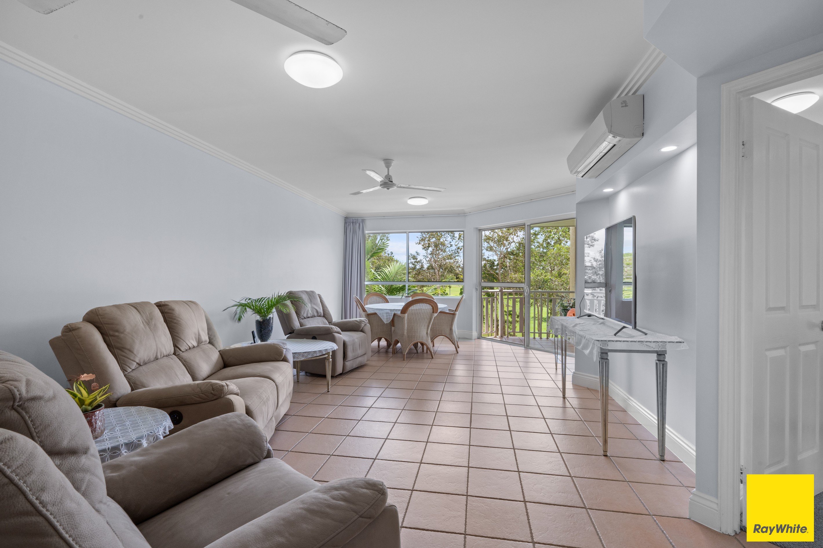 18/72-84 Kowinka Street, White Rock, QLD 4868