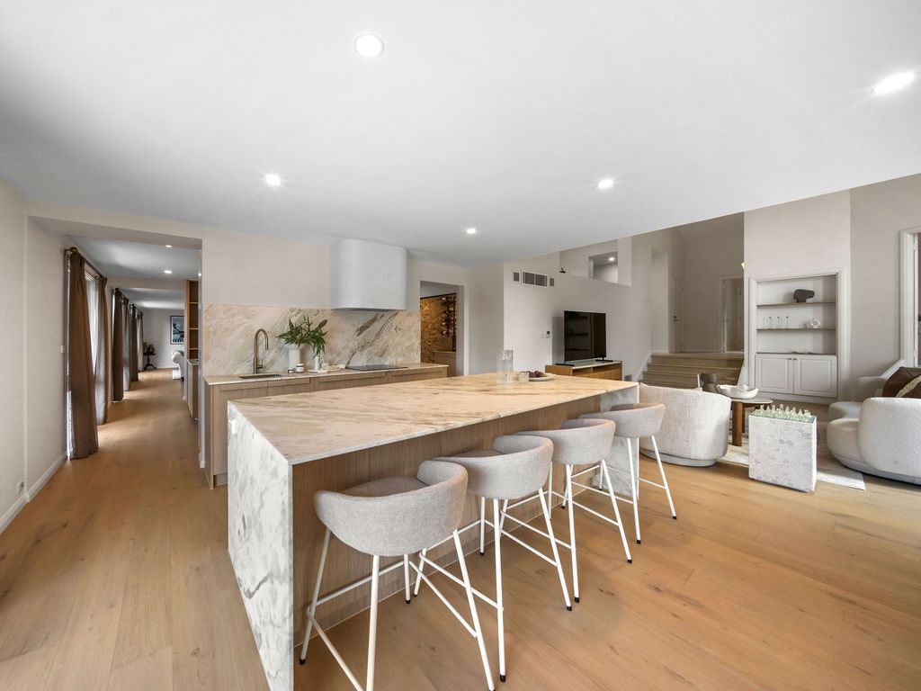 3 Bermuda Place — photo 5 of 27