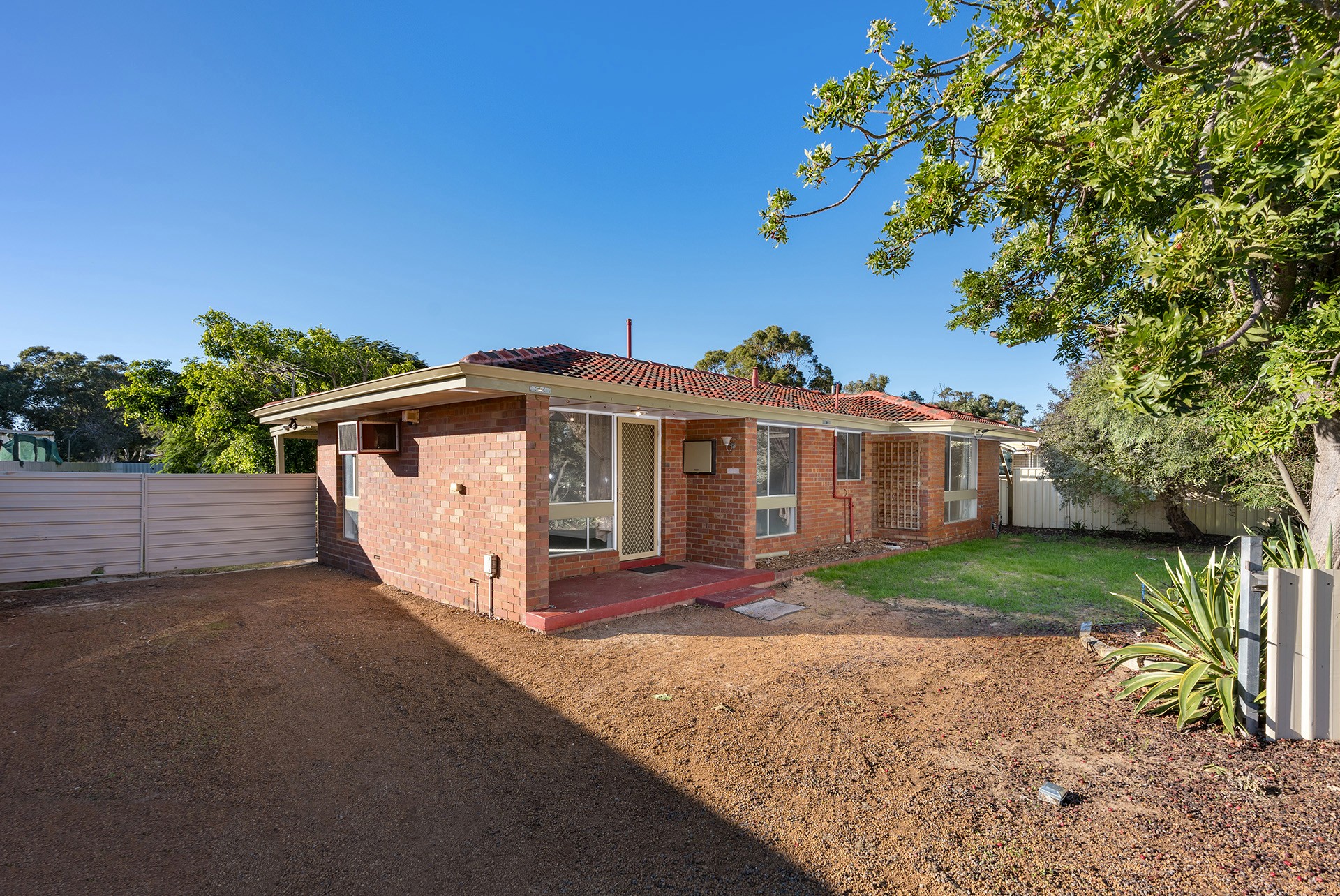 12 Beattie Road, Waggrakine, WA 6530
