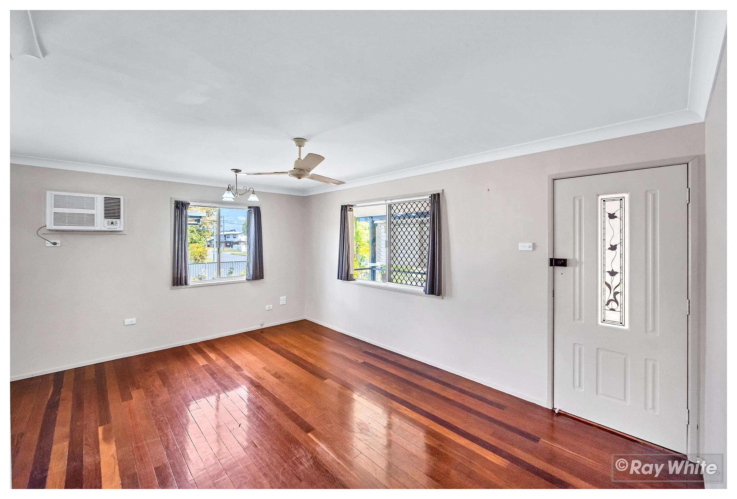 9 Macnevin Street, Norman Gardens, QLD 4701