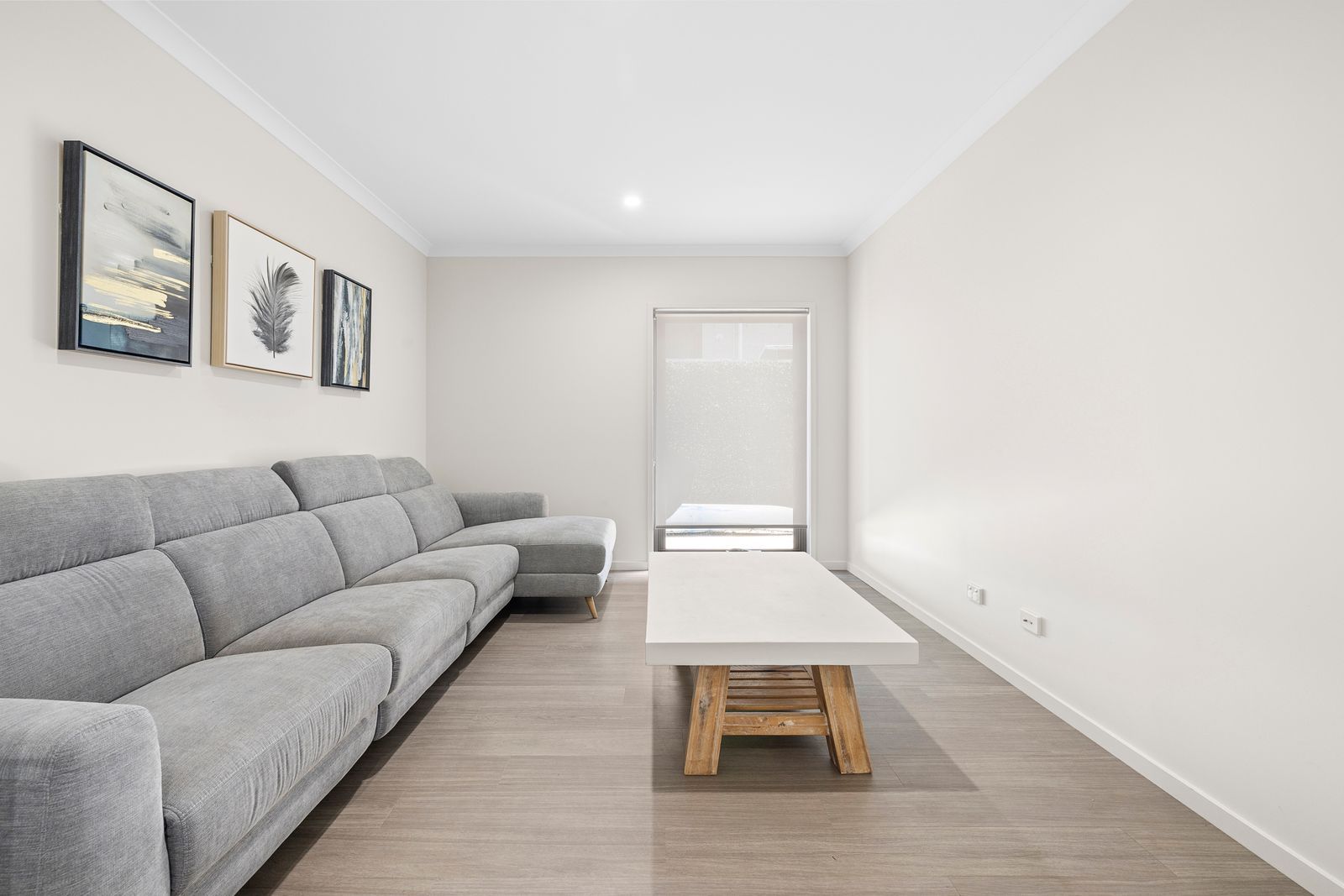 33 Ellabay Crescent — photo 8 of 18