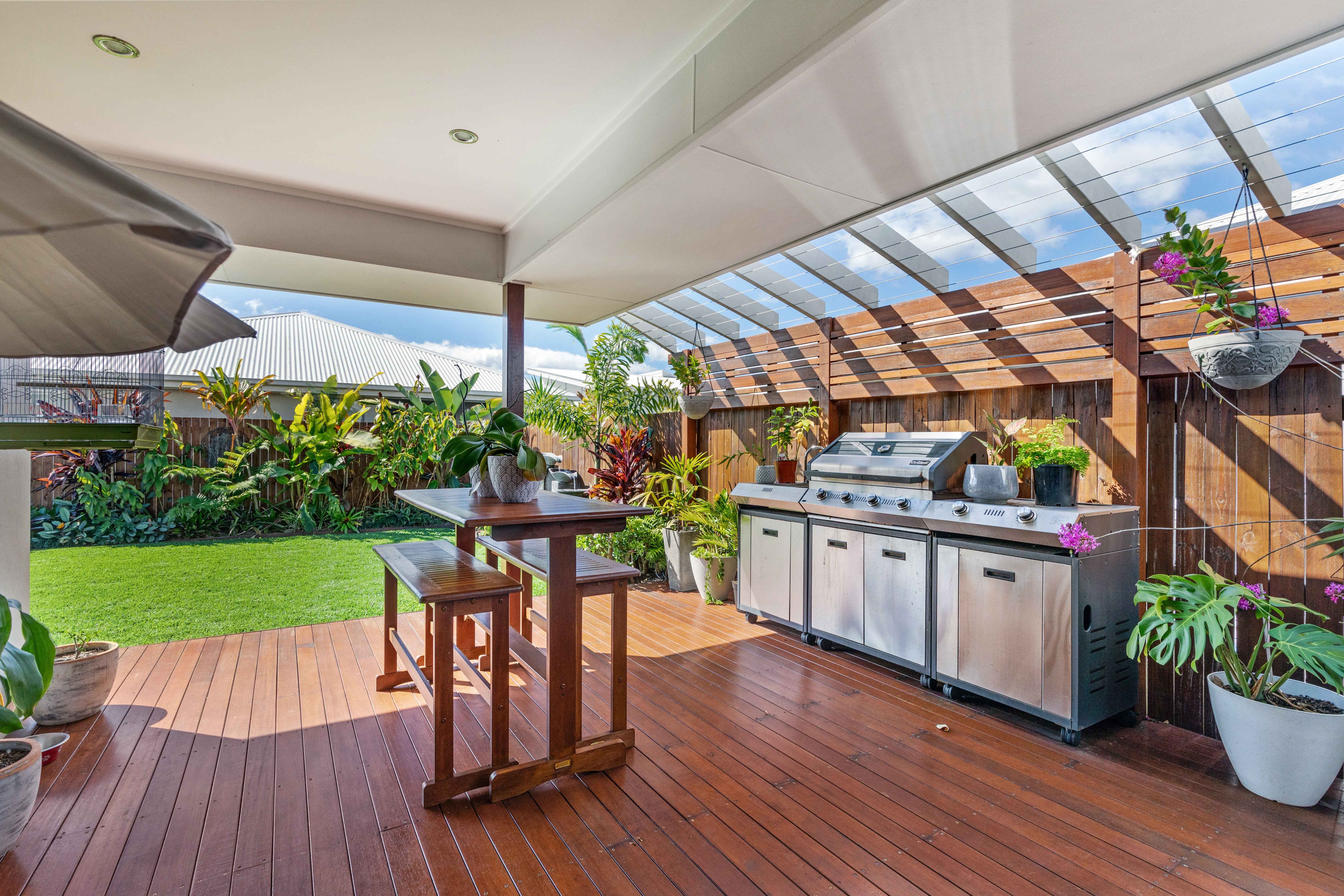 10 Carlisle Circuit, Mountain Creek QLD 4557
