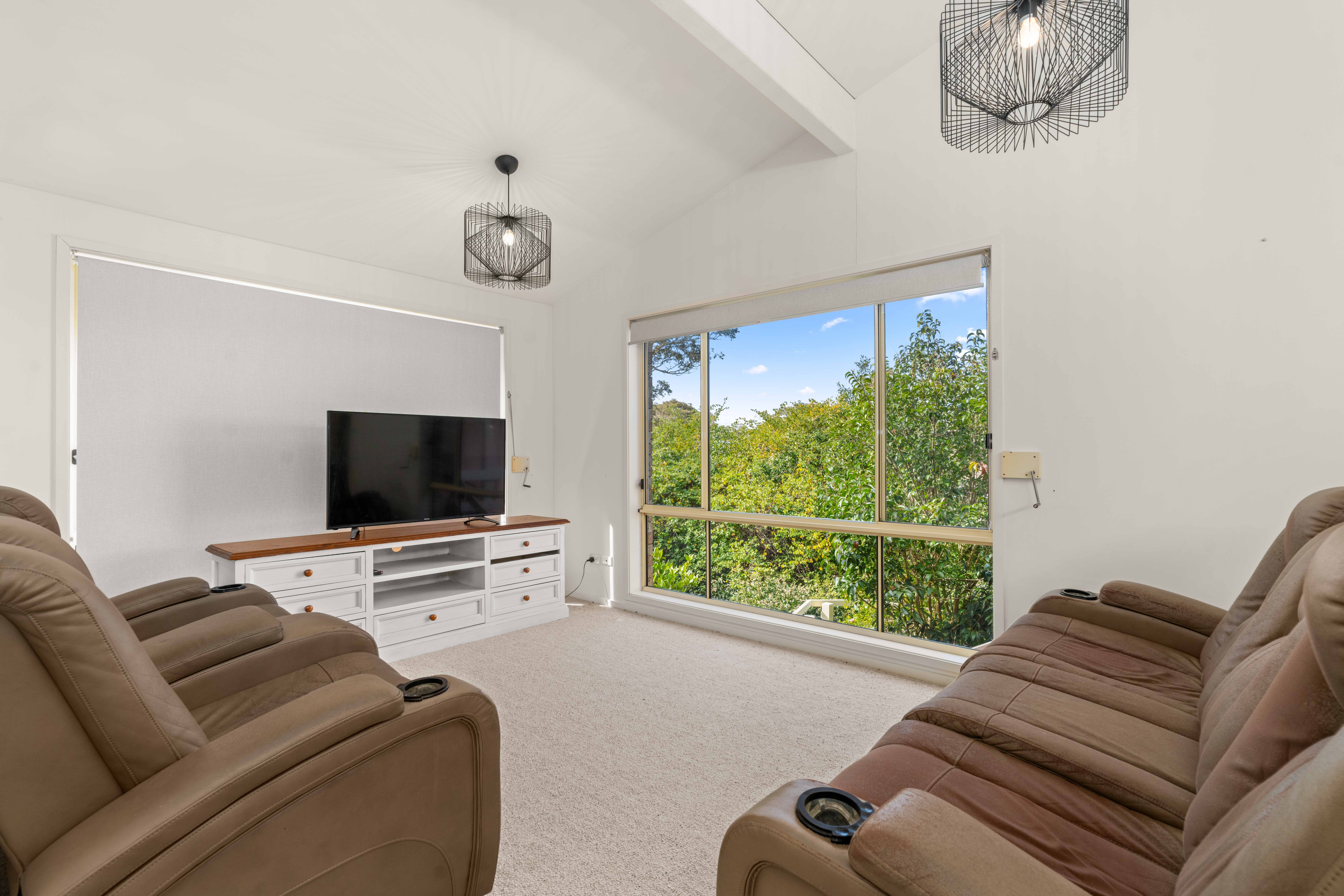 22 Lydon Crescent, West Nowra, NSW 2541