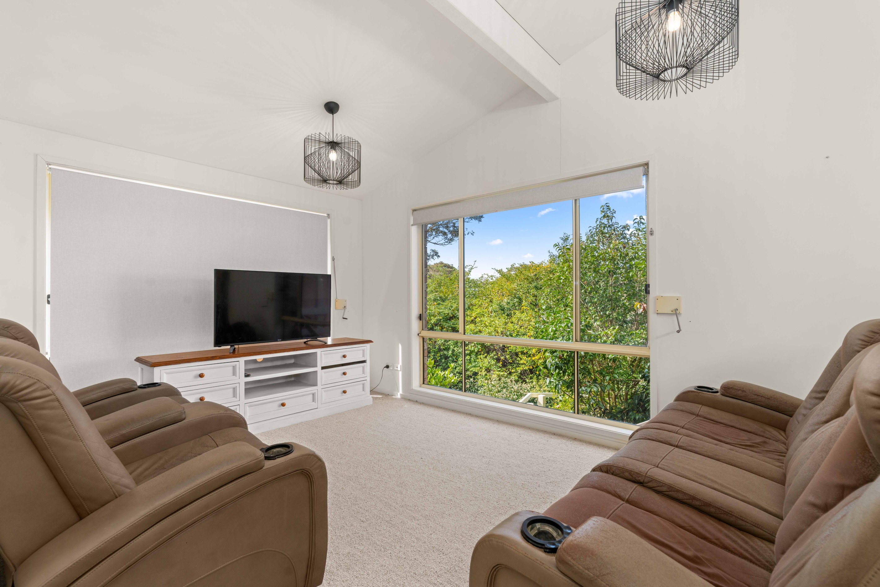 22 Lydon Crescent, West Nowra, NSW 2541
