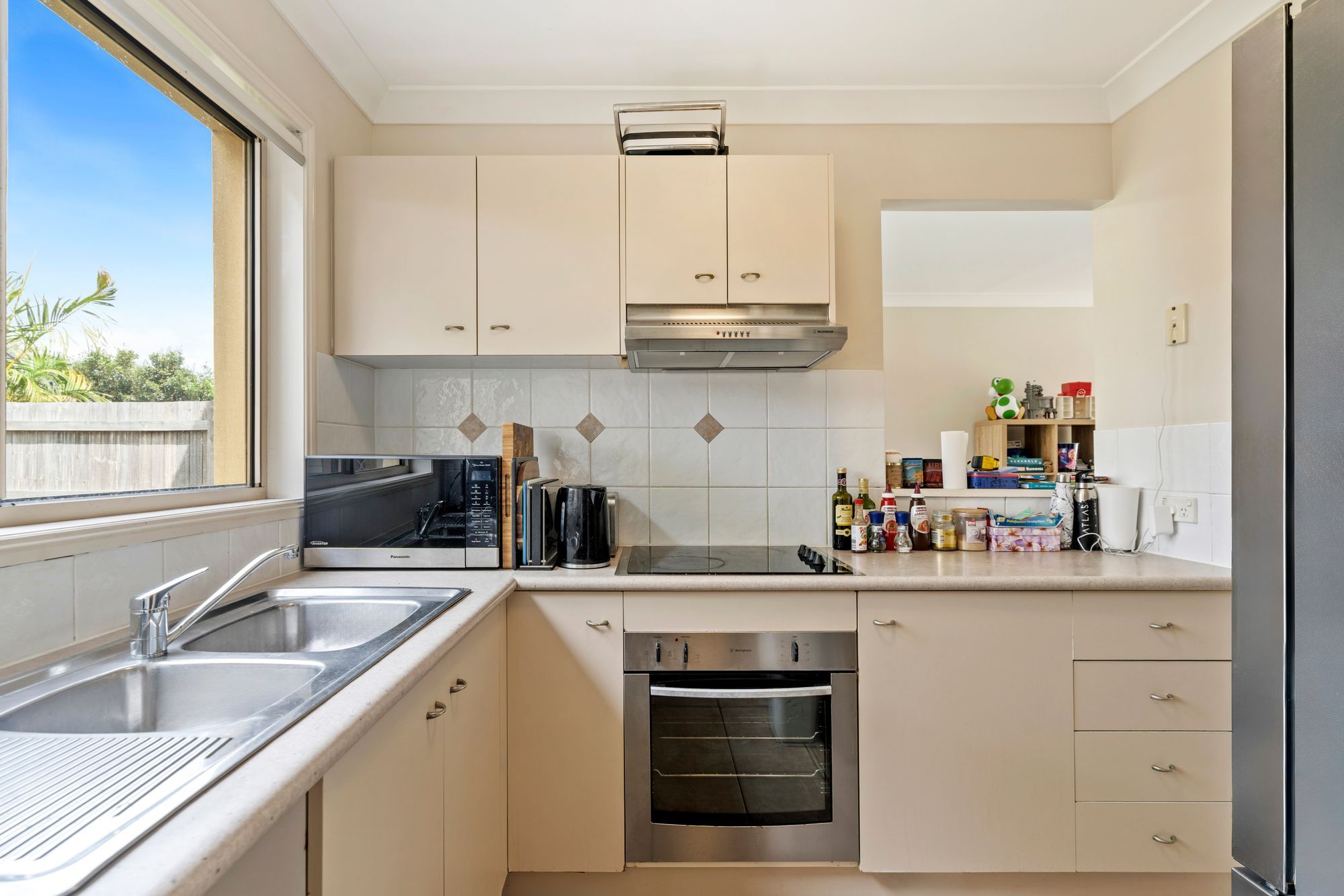 9B Hialeah Crescent, Helensvale, QLD 4212 - DuplexSemi-detached for ...