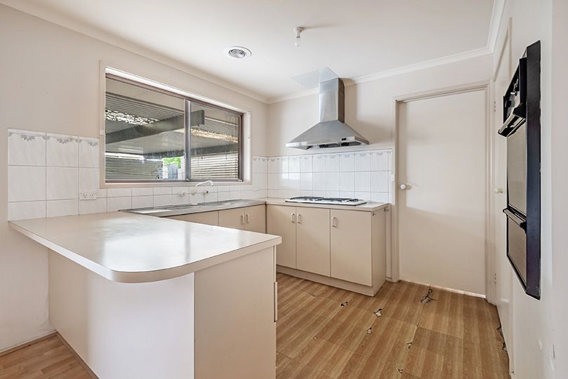 225 Betula Avenue, Mill Park, VIC 3082