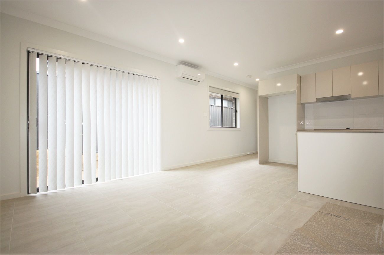 15A Crowley Boulevard, Blairmount, NSW 2559