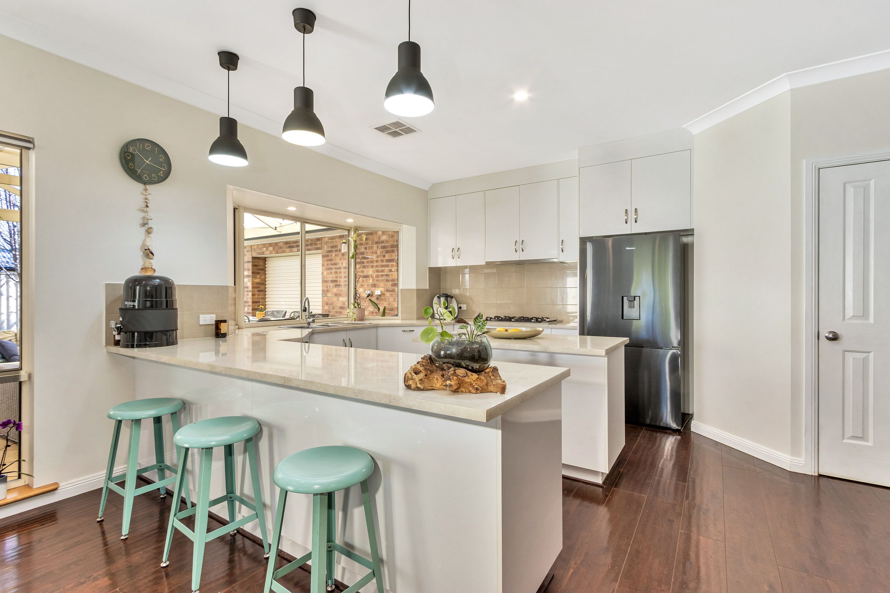 8 Clyde Court — photo 10 of 30