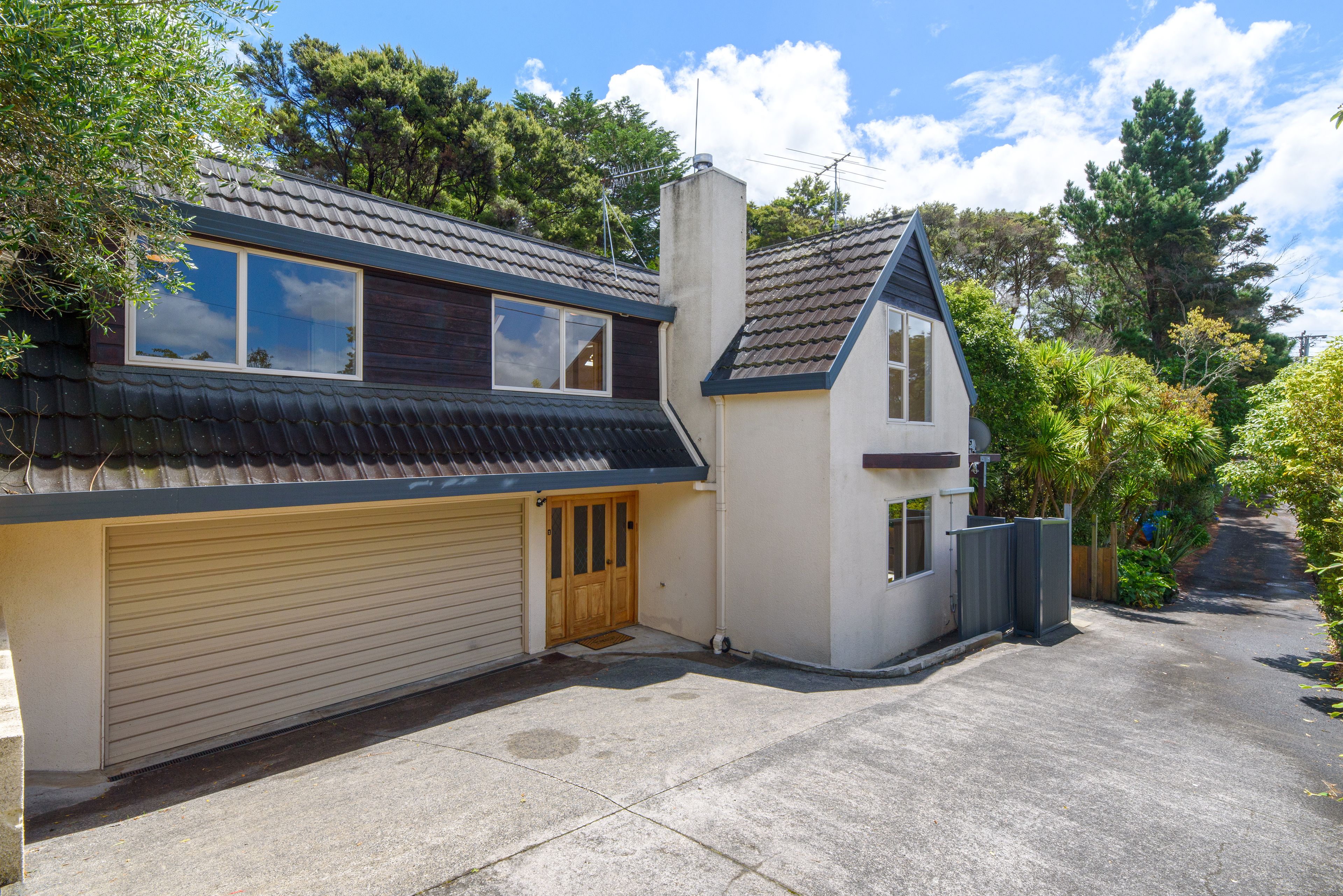 1/114 Cliff View Drive, Green Bay, Waitakere City