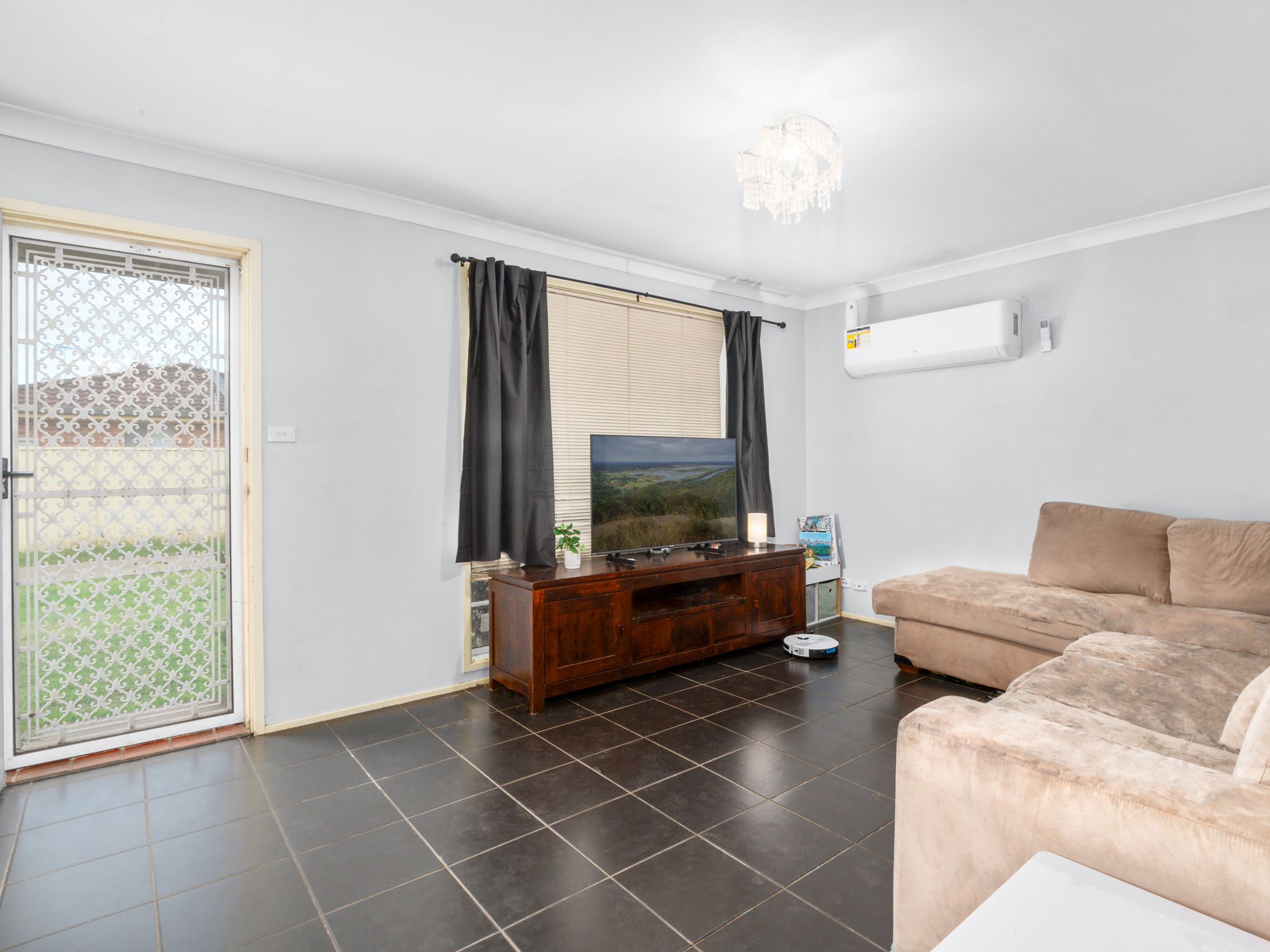 27 Blueberry Drive, Colyton, NSW 2760