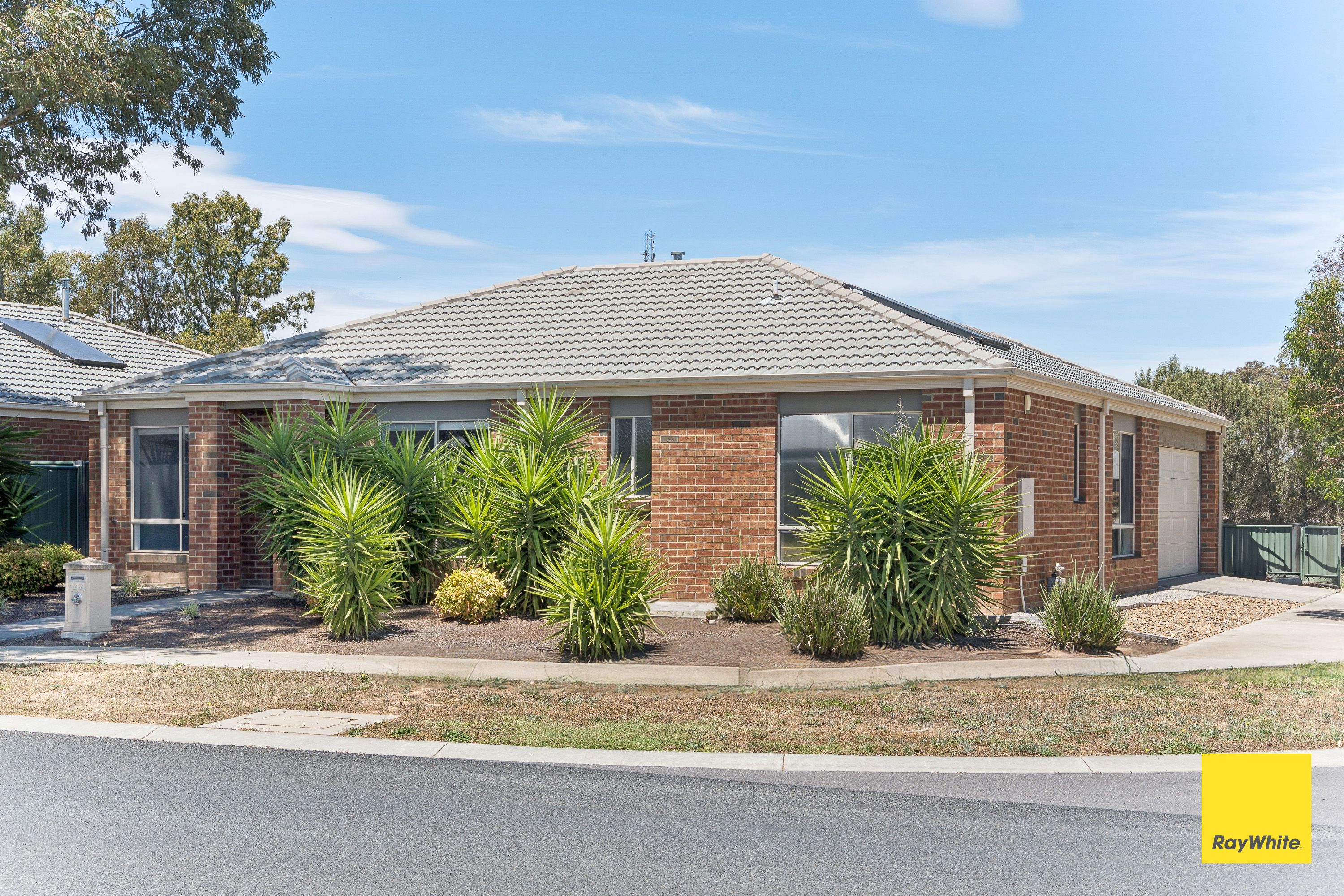 144 Ironstone Road, Ascot, VIC 3551