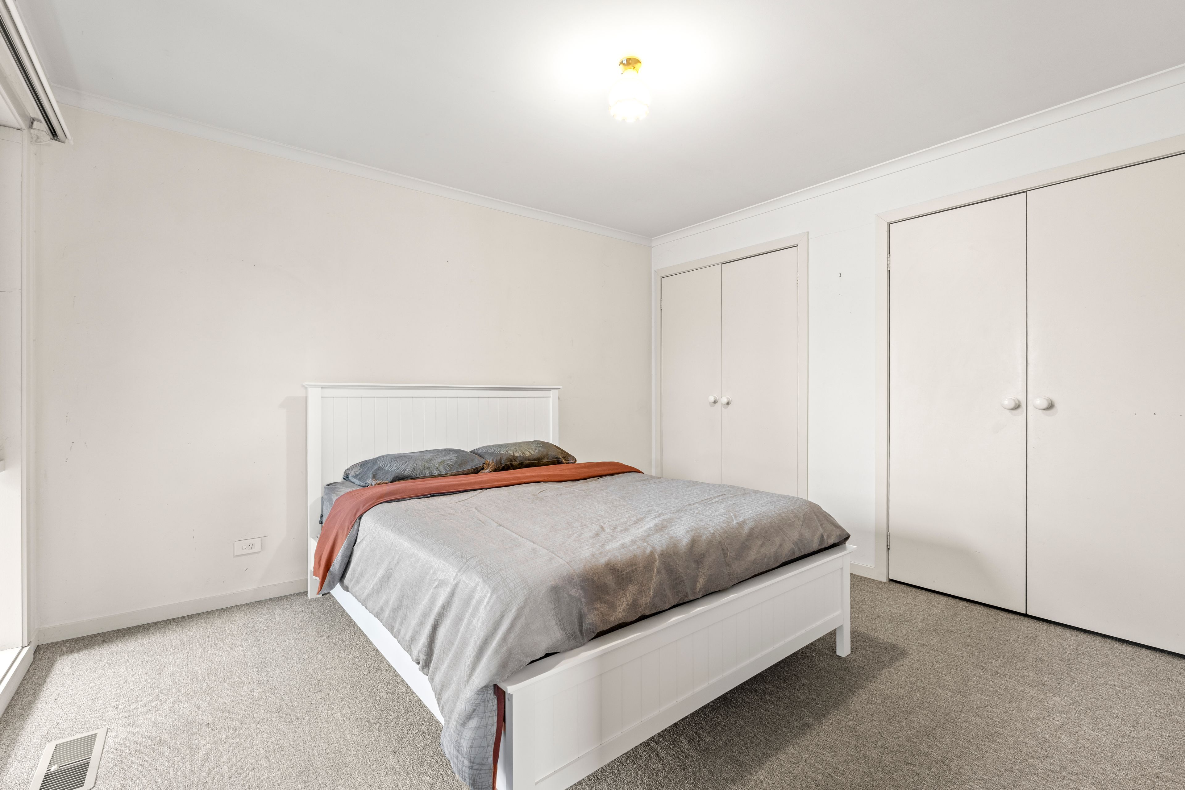 7/12 Shalbury Avenue — photo 4 of 10