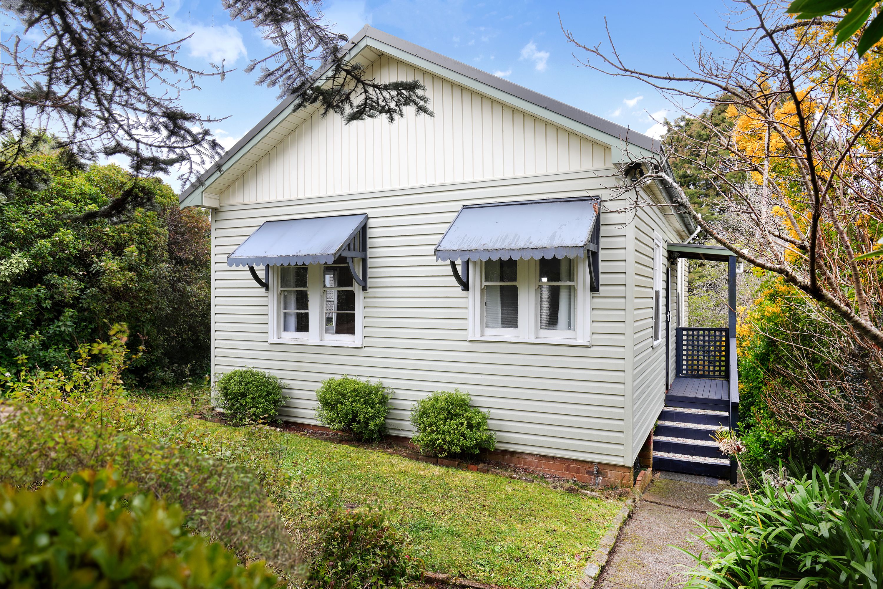 143 Great Western Highway, Blackheath NSW 2785