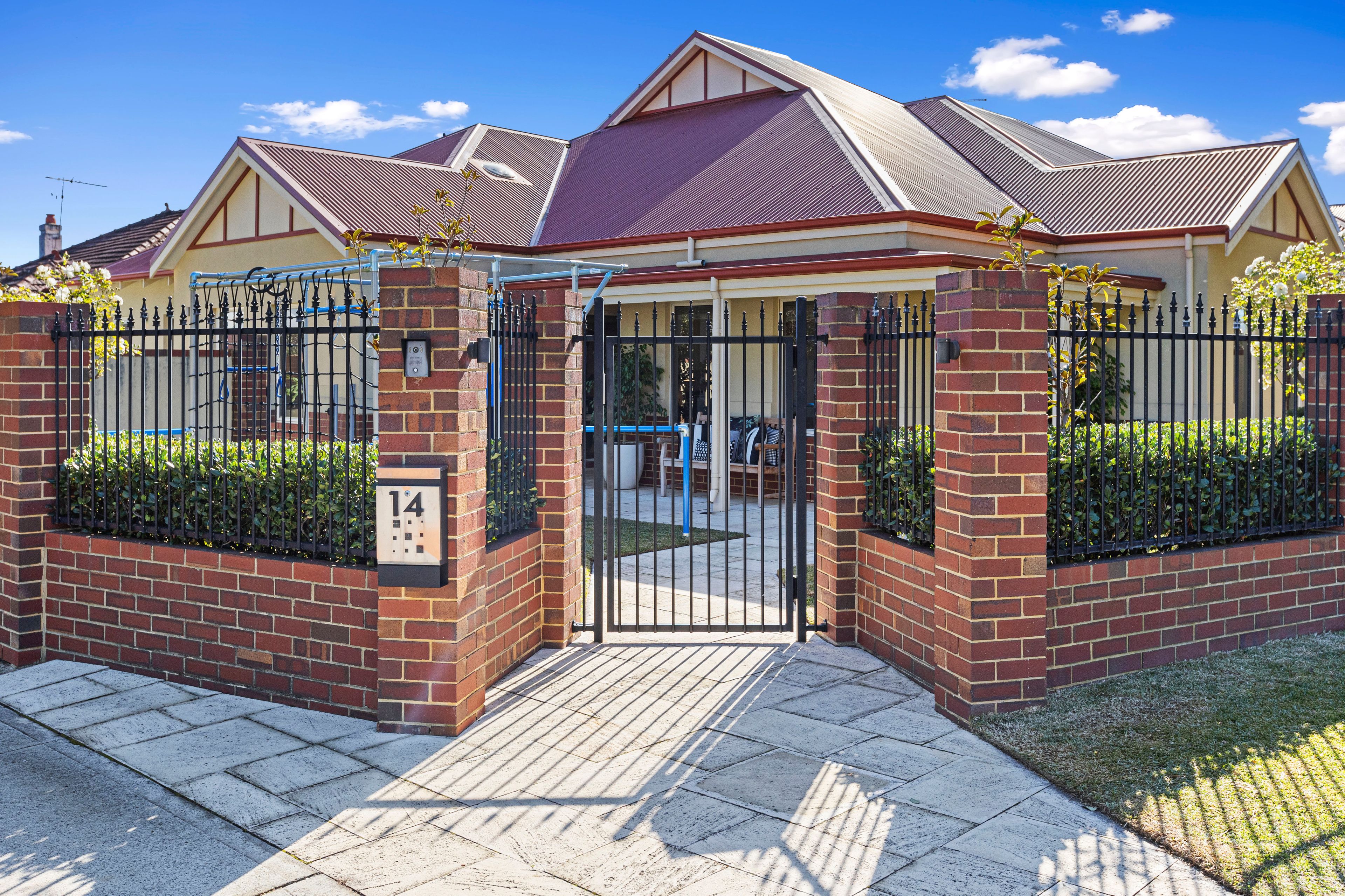 14 Washington Street, Victoria Park, WA 6100