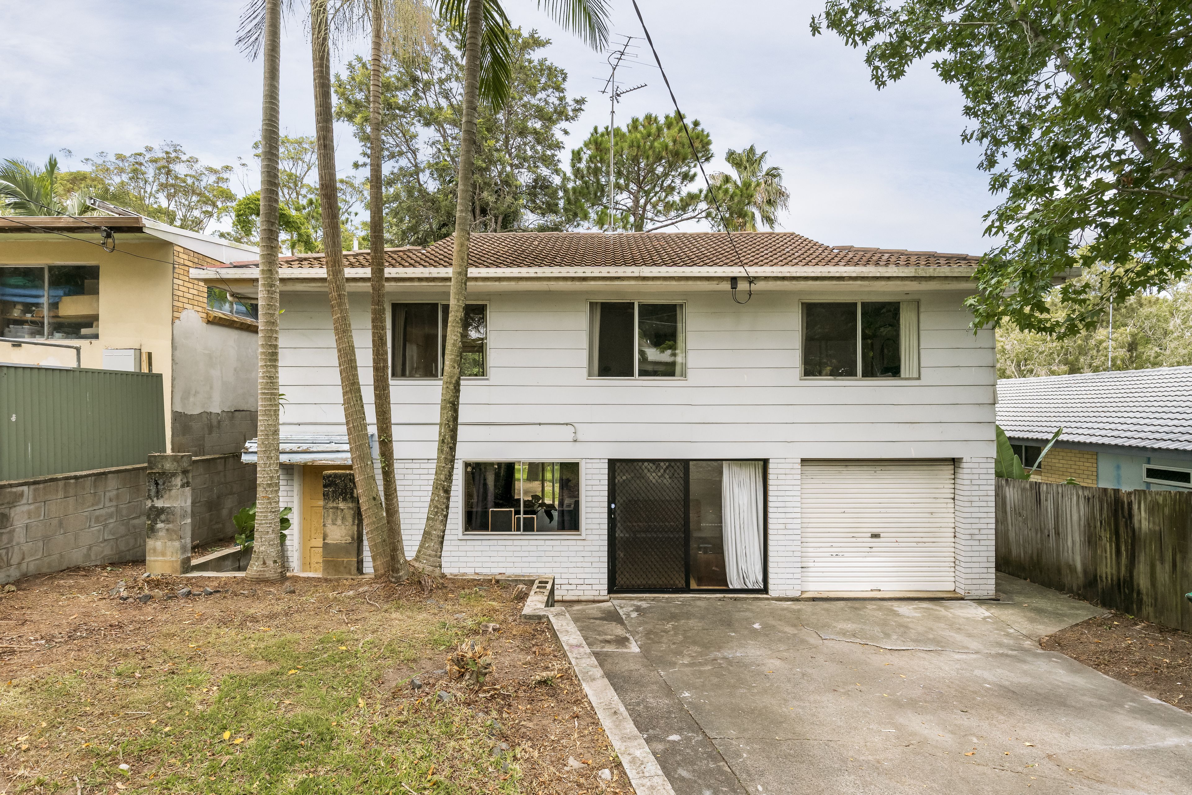 26 Golden Crescent, Southport QLD 4215