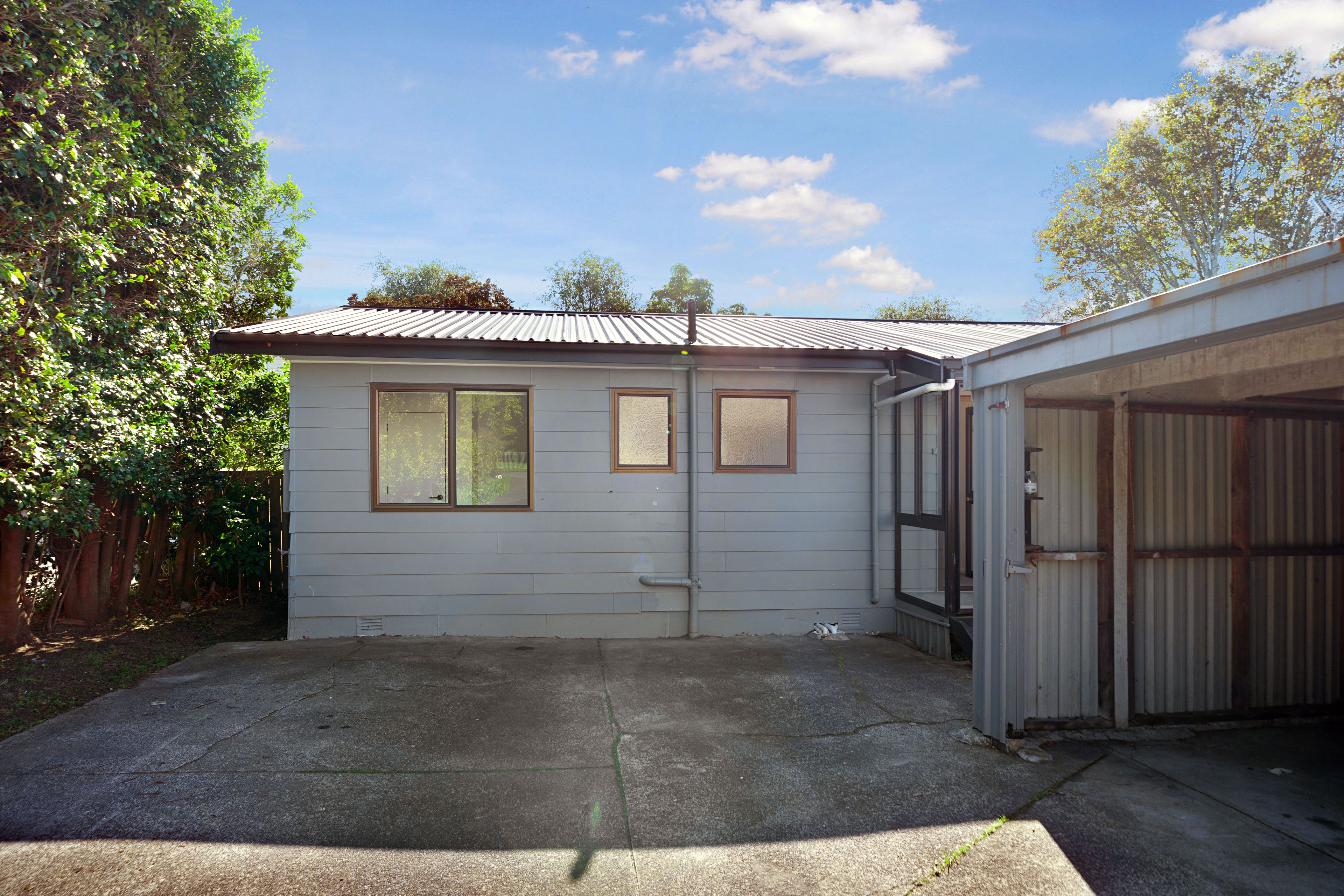 1/134 Mcleod Road, Te Atatu South, Waitakere City