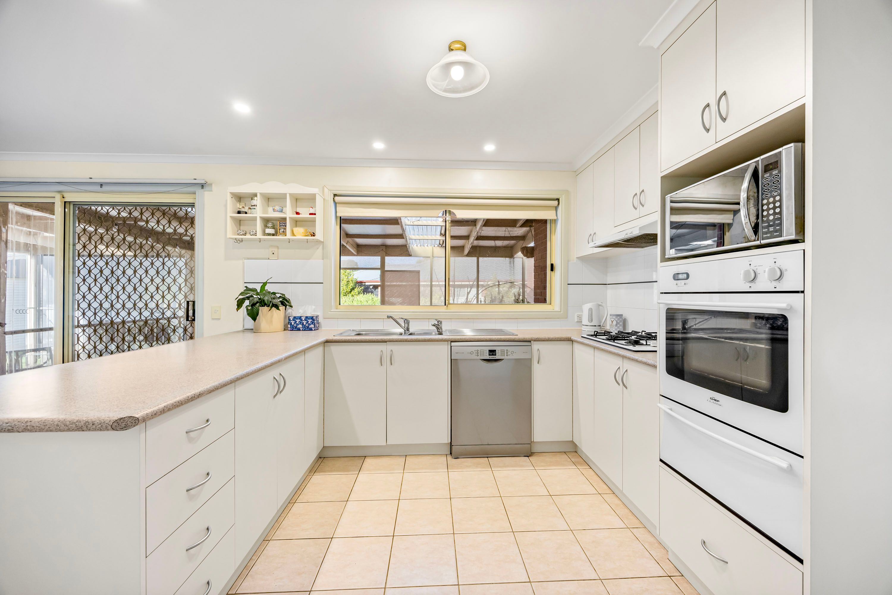 10 Kerry Way, Invermay Park, VIC 3350
