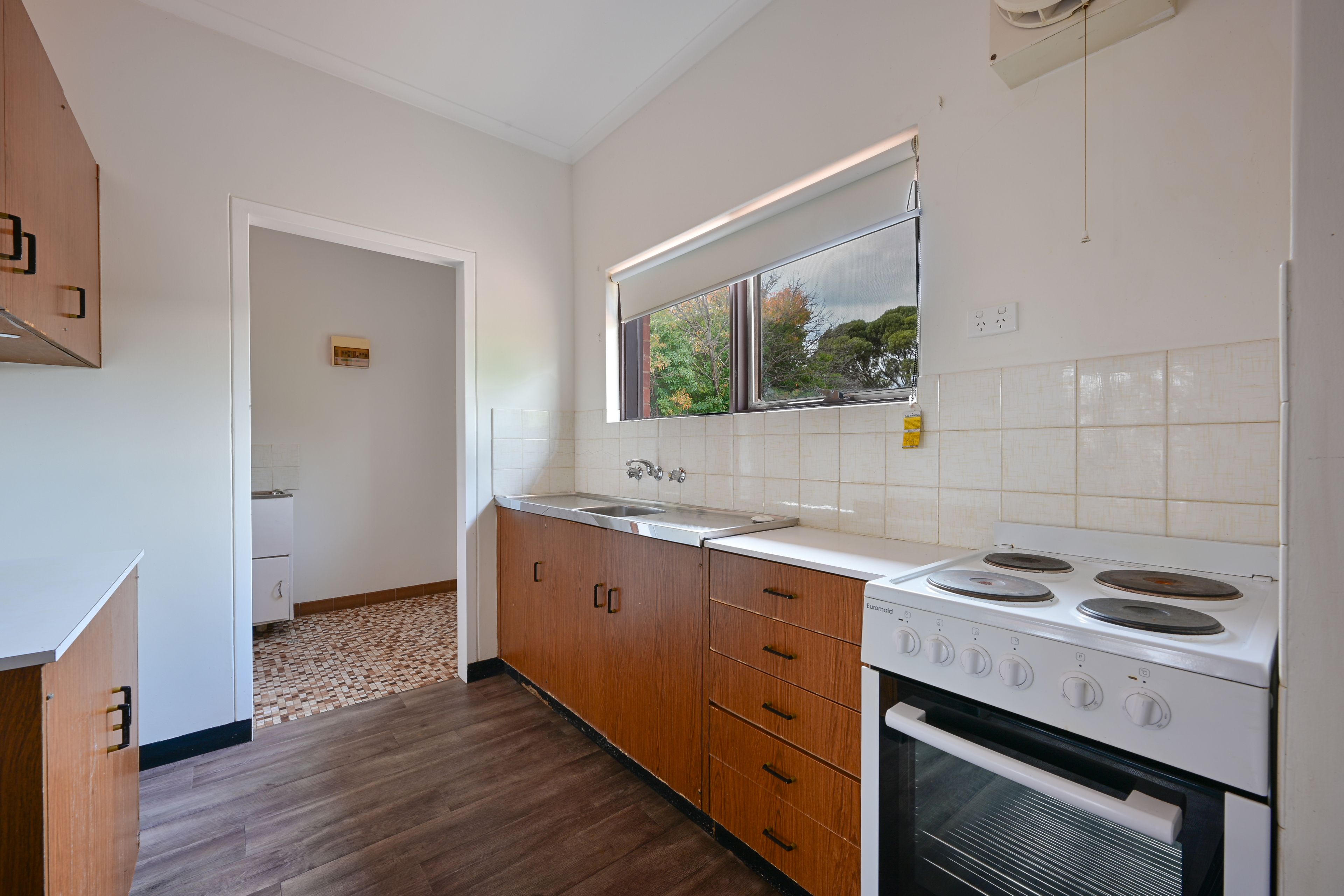 8/7 Rozee Street — photo 3 of 8