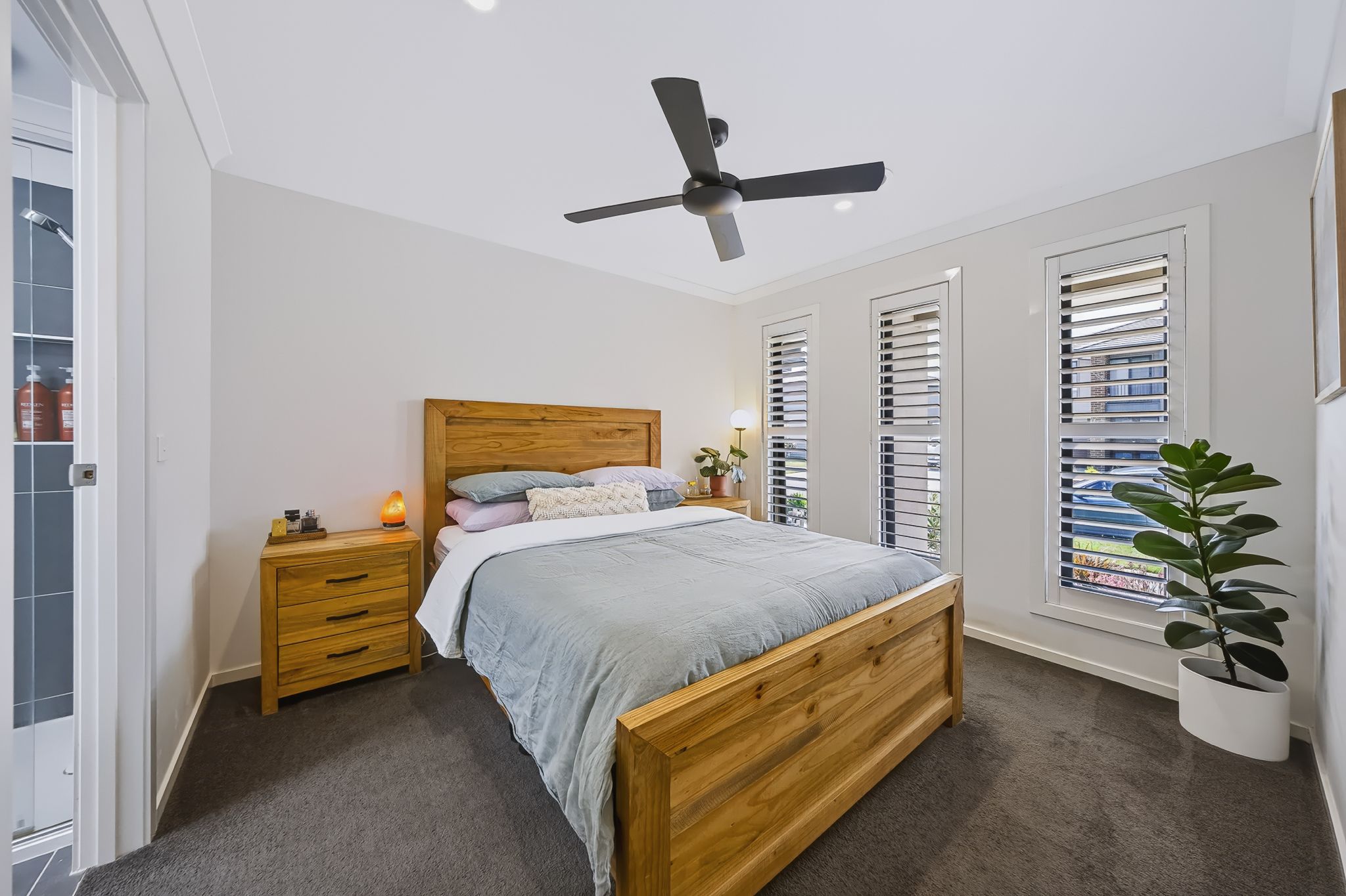 9 Venetia Way — photo 6 of 12