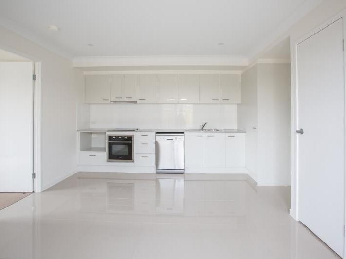 2/40 Azure Street, Rosewood, QLD 4340