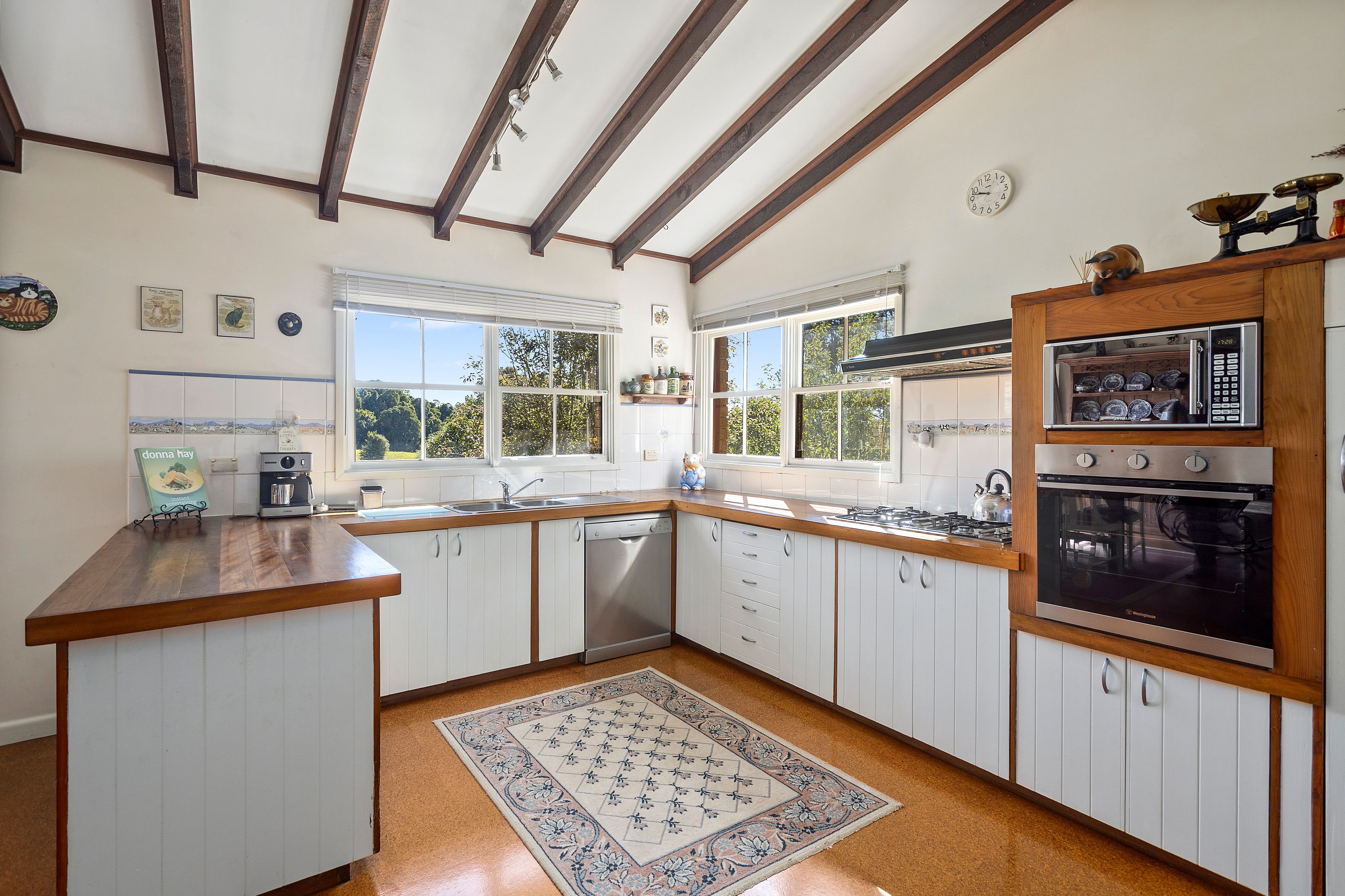 81 Pearsons Lane — photo 5 of 24