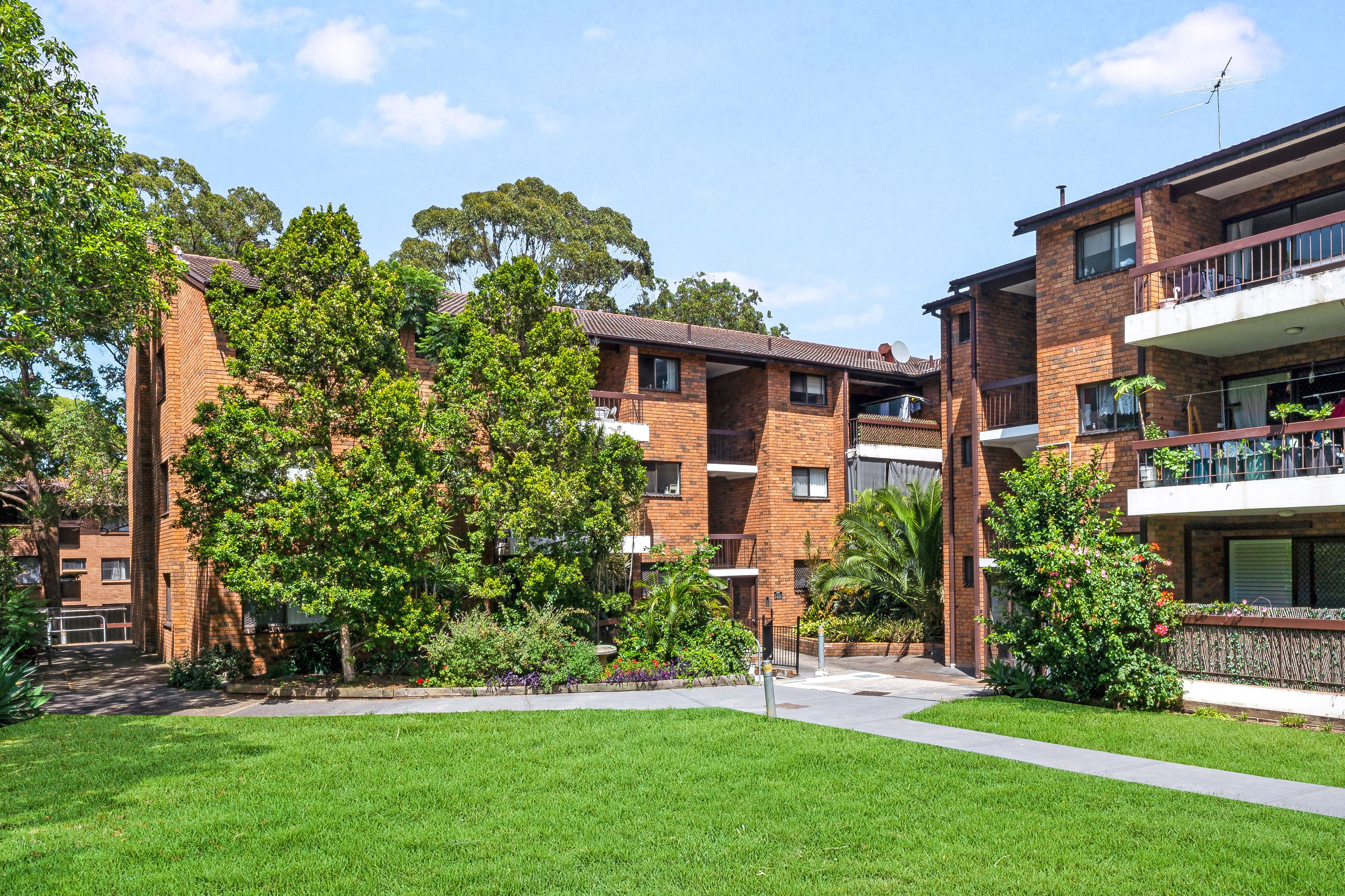 20 Myrtle Road, Bankstown NSW 2200