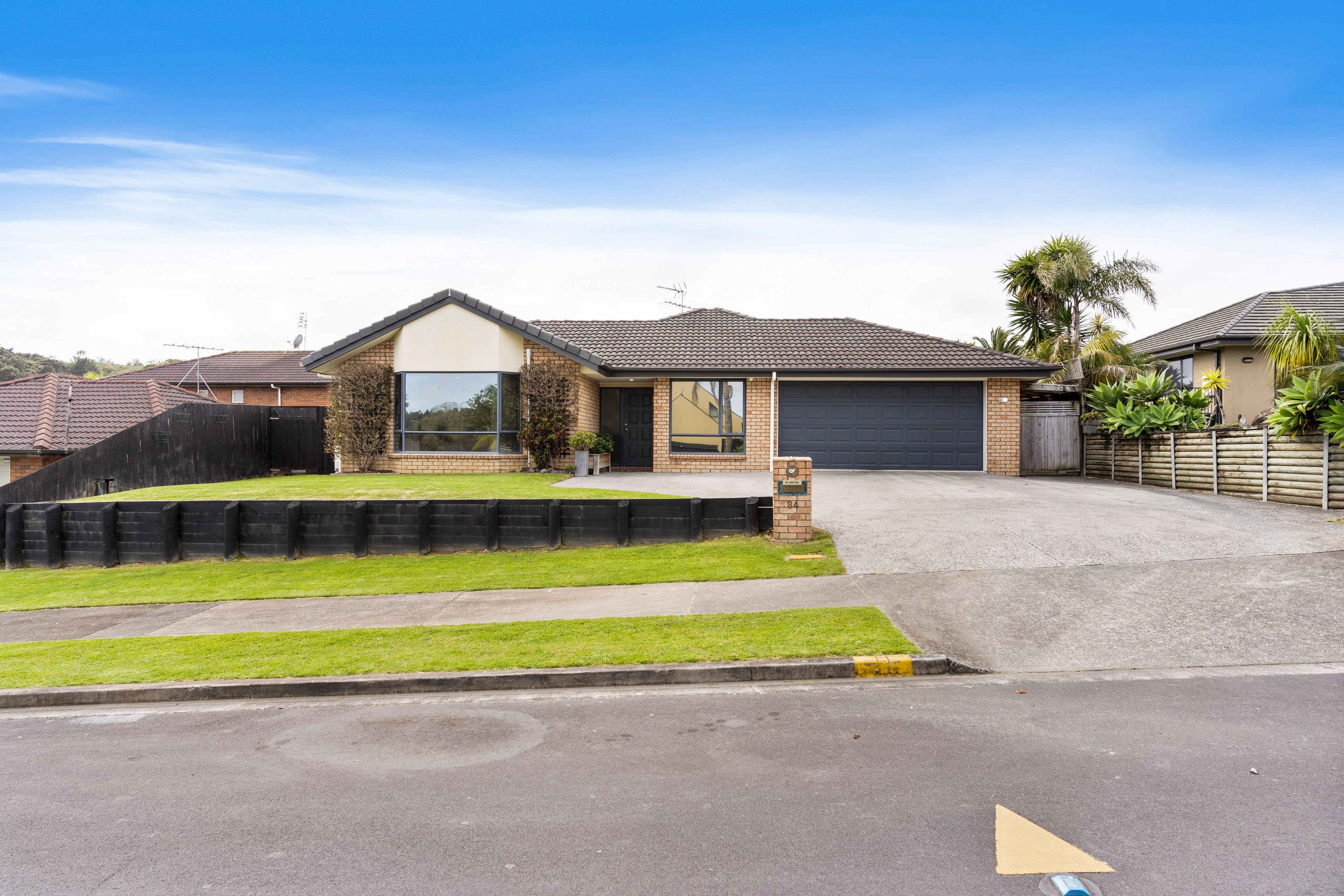 34 Norman Close, The Gardens, Manukau City 2105 Sold House Real Estate Manurewa Top Real