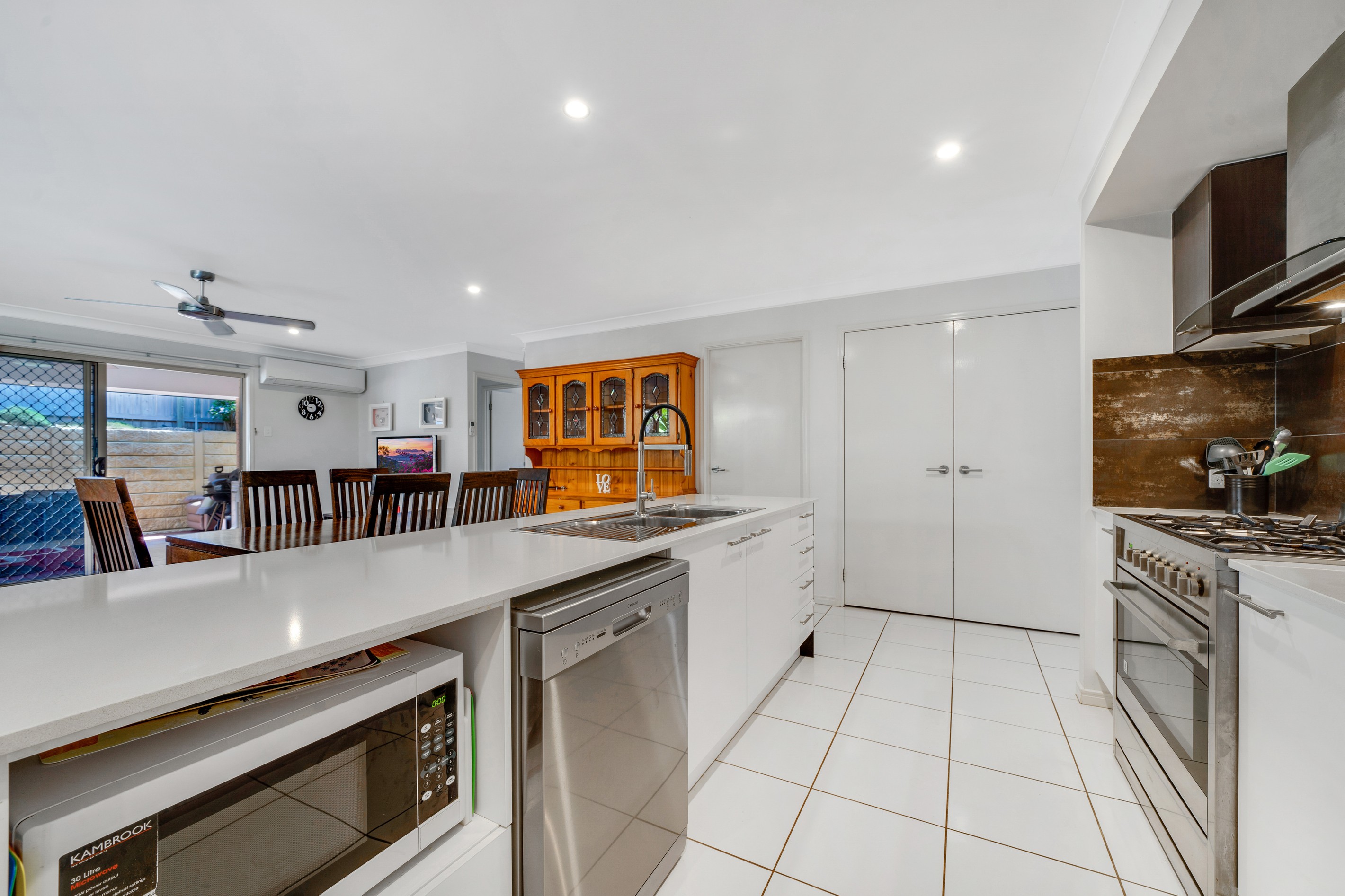 25 Sandover Circuit, Holmview, QLD 4207