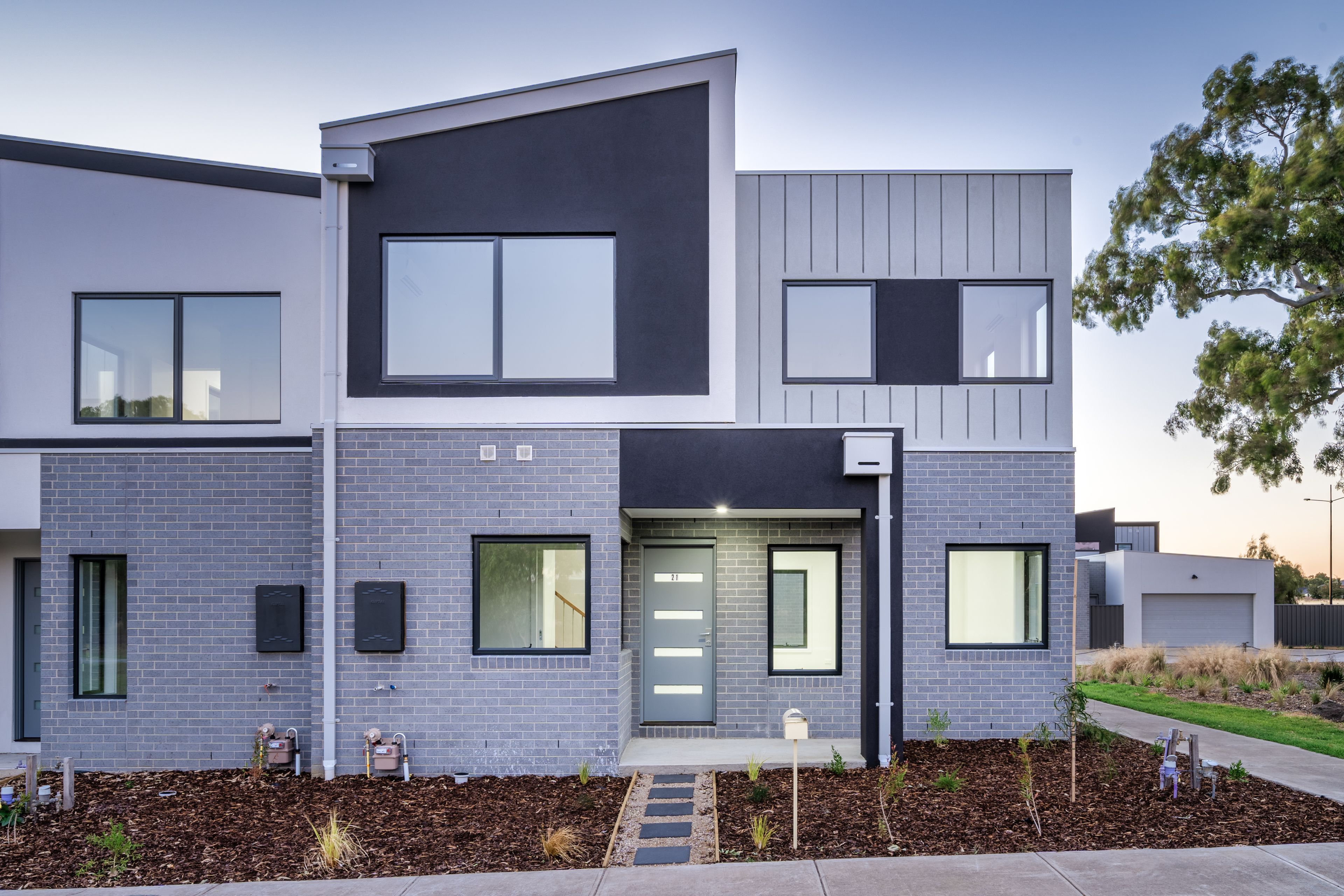 21 Enoch Walk, Wollert VIC 3750