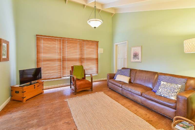 54 Richmond Crescent, Campbelltown, NSW 2560