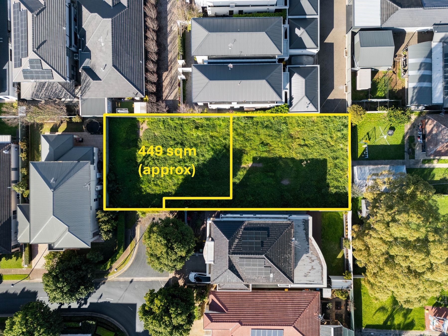 26 Dunrobin Street — photo 3 of 9