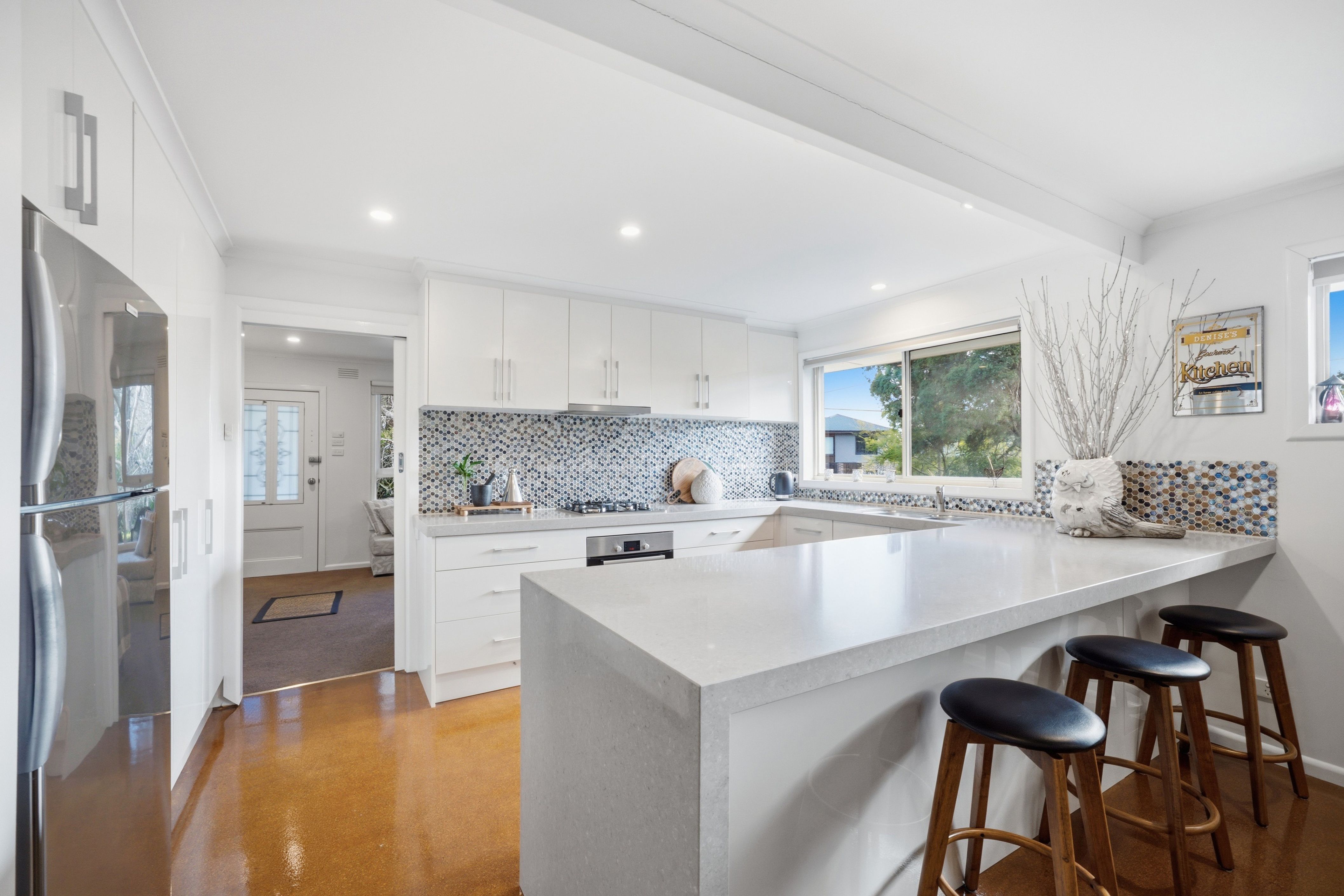 3 Camelia Crescent — photo 4 of 18