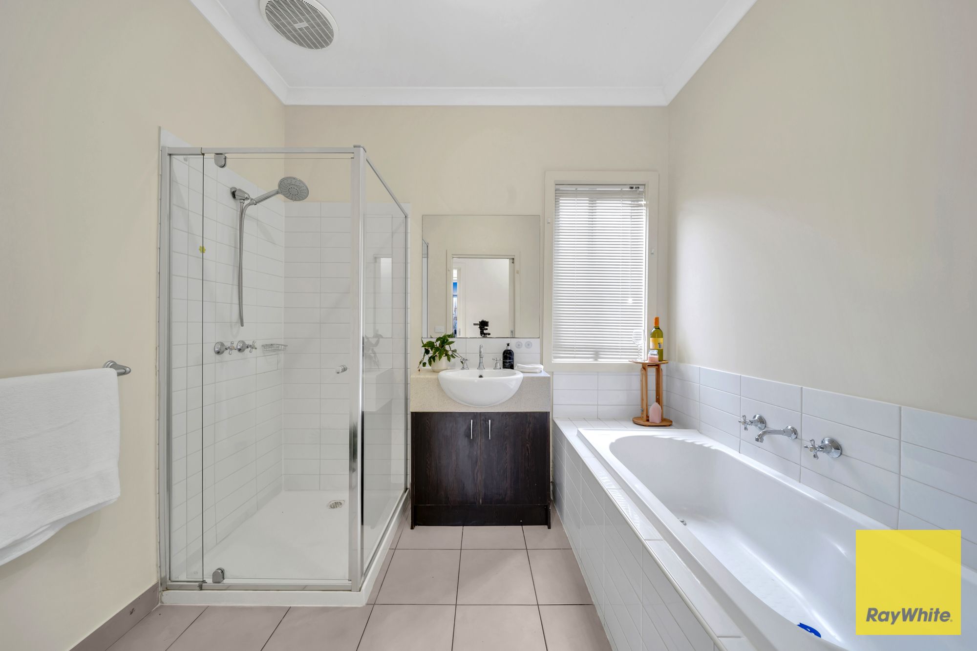 2/45 Vanderbilt Avenue — photo 16 of 24